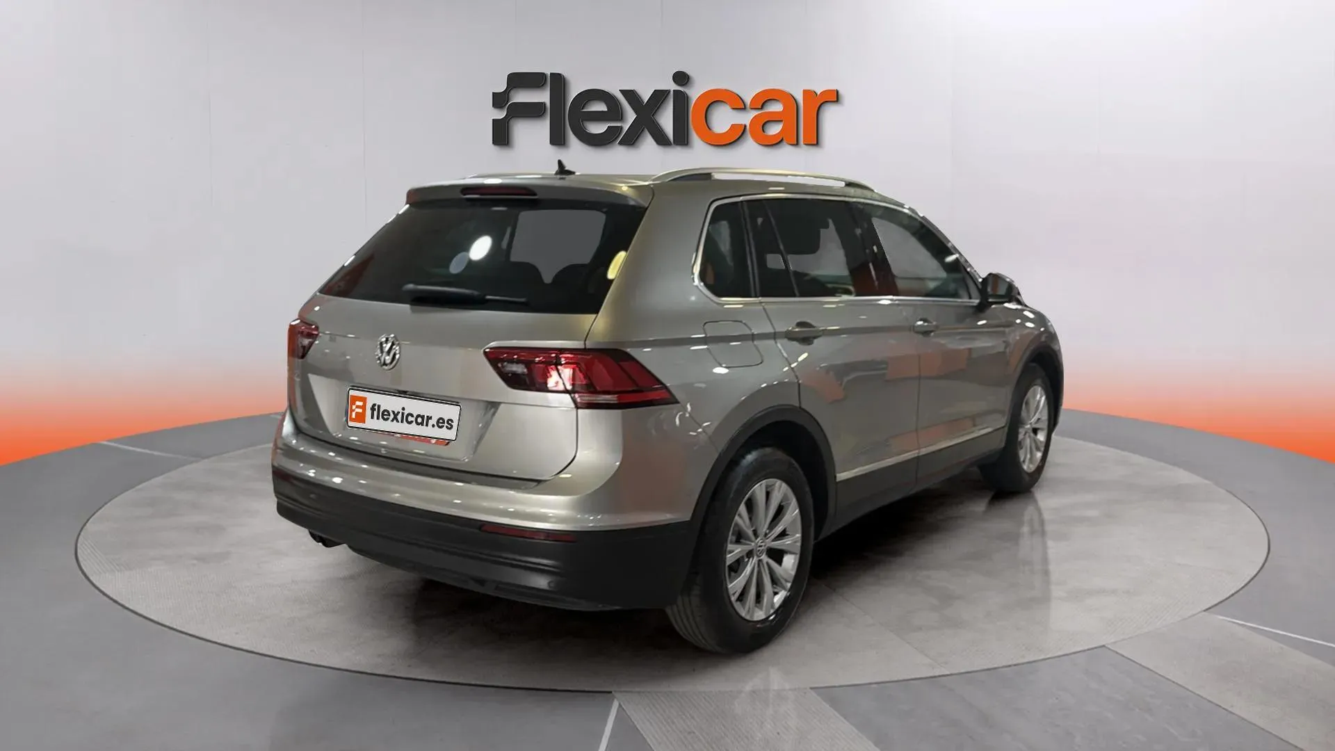 Volkswagen Tiguan Advance 2.0 TDI DSG - foto 7