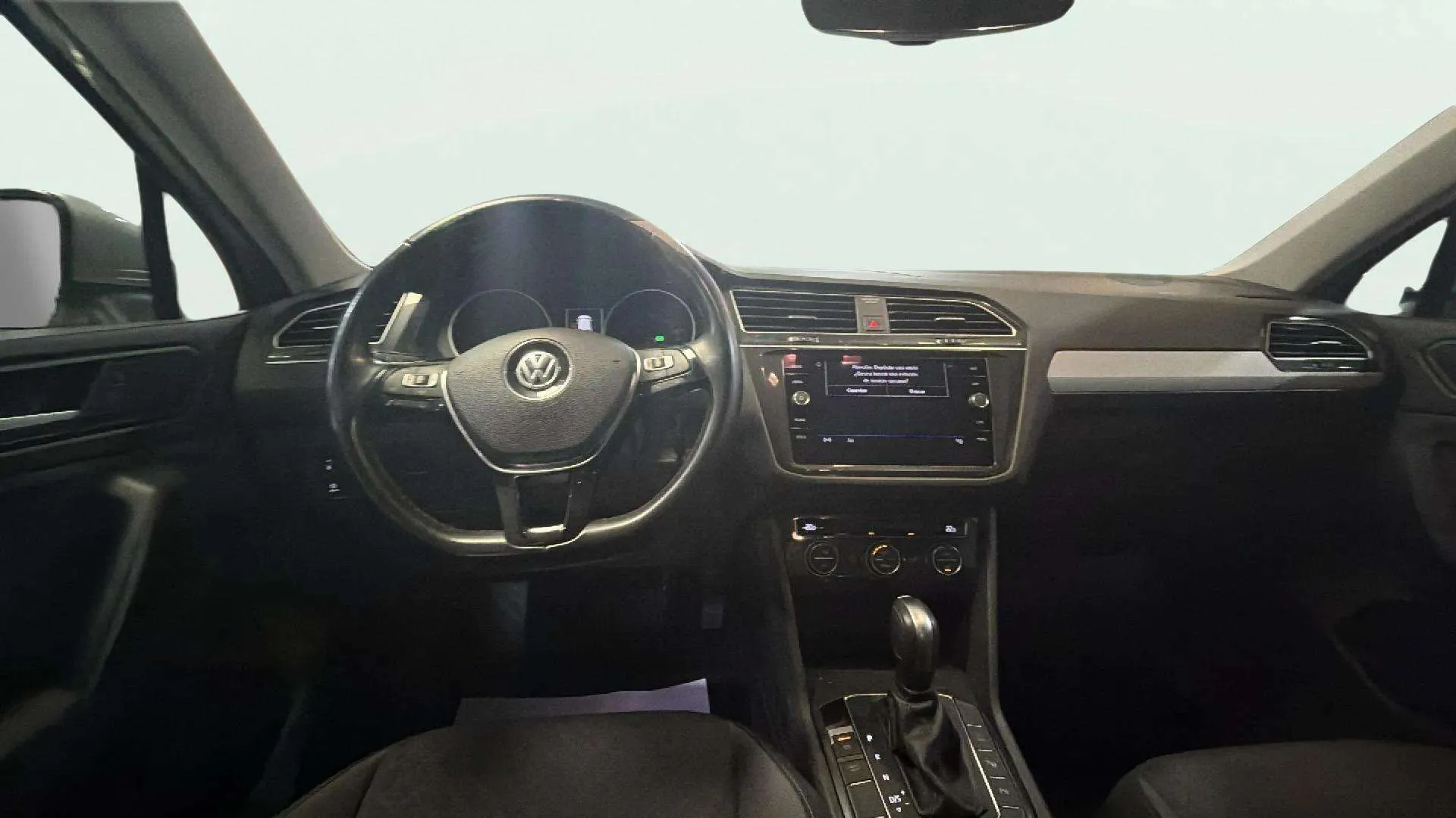 Volkswagen Tiguan Advance 2.0 TDI DSG - foto 10