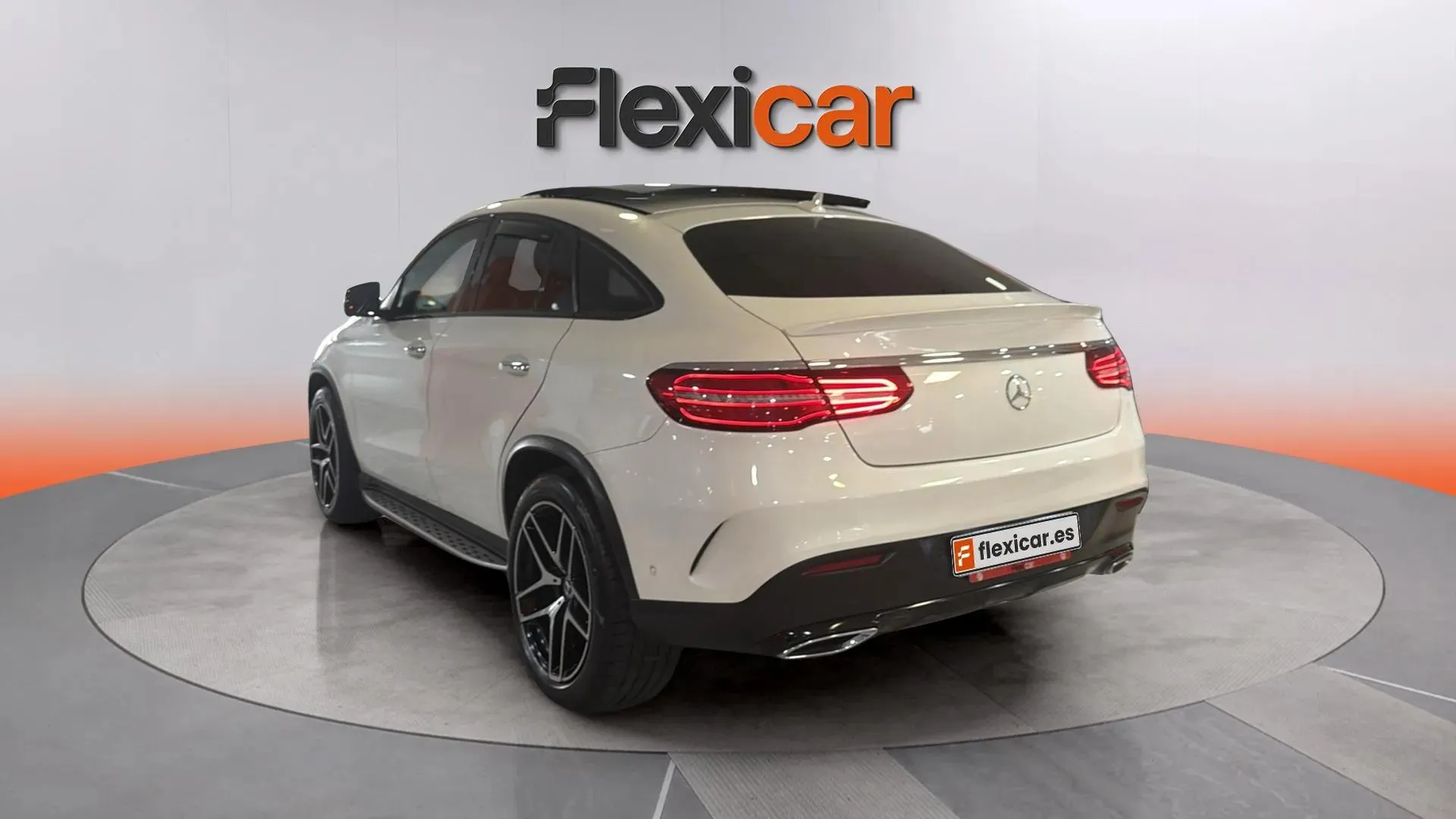 Mercedes-Benz GLE 350 d 4MATIC - foto 5