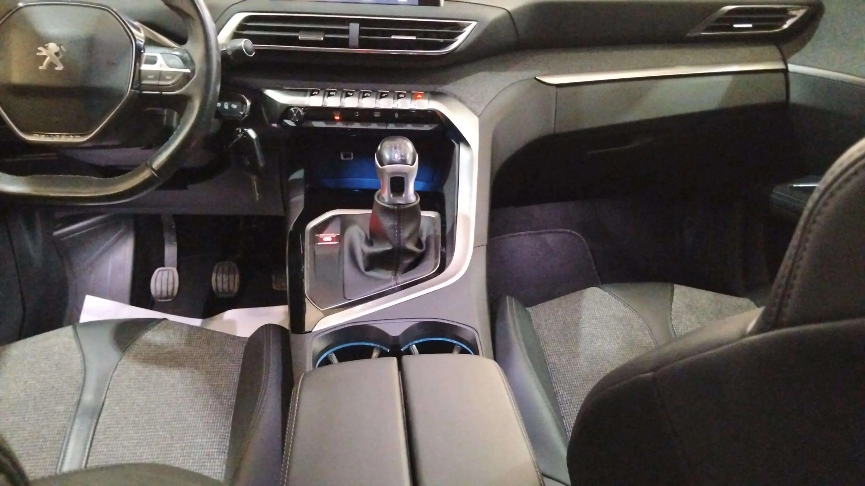 Peugeot 5008 Active 1.2L PureTech - foto 6
