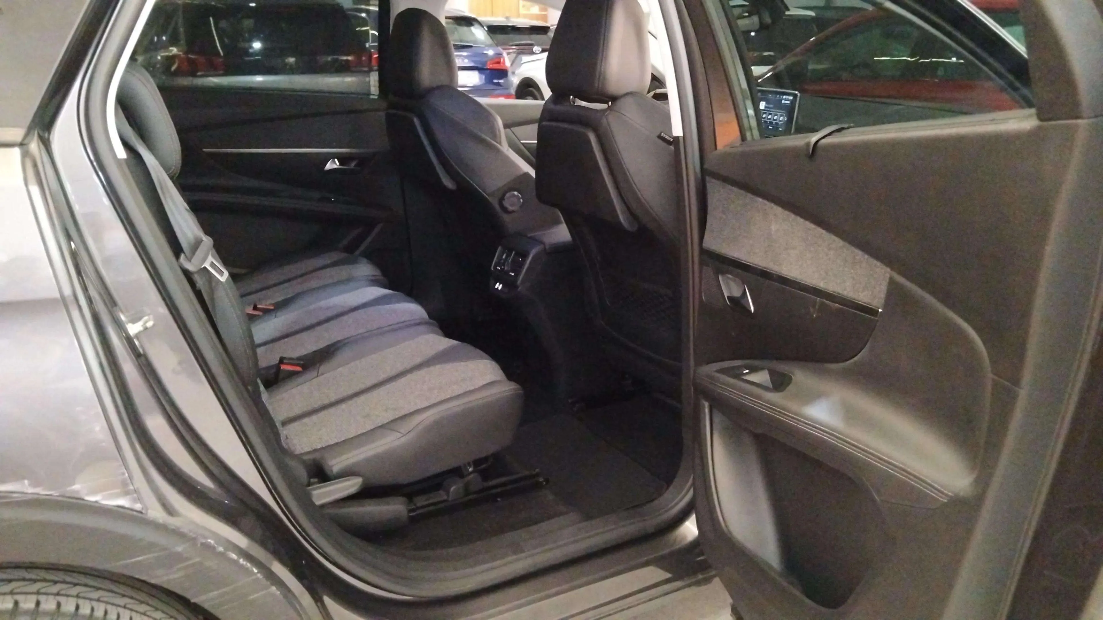 Peugeot 5008 Active 1.2L PureTech - foto 10
