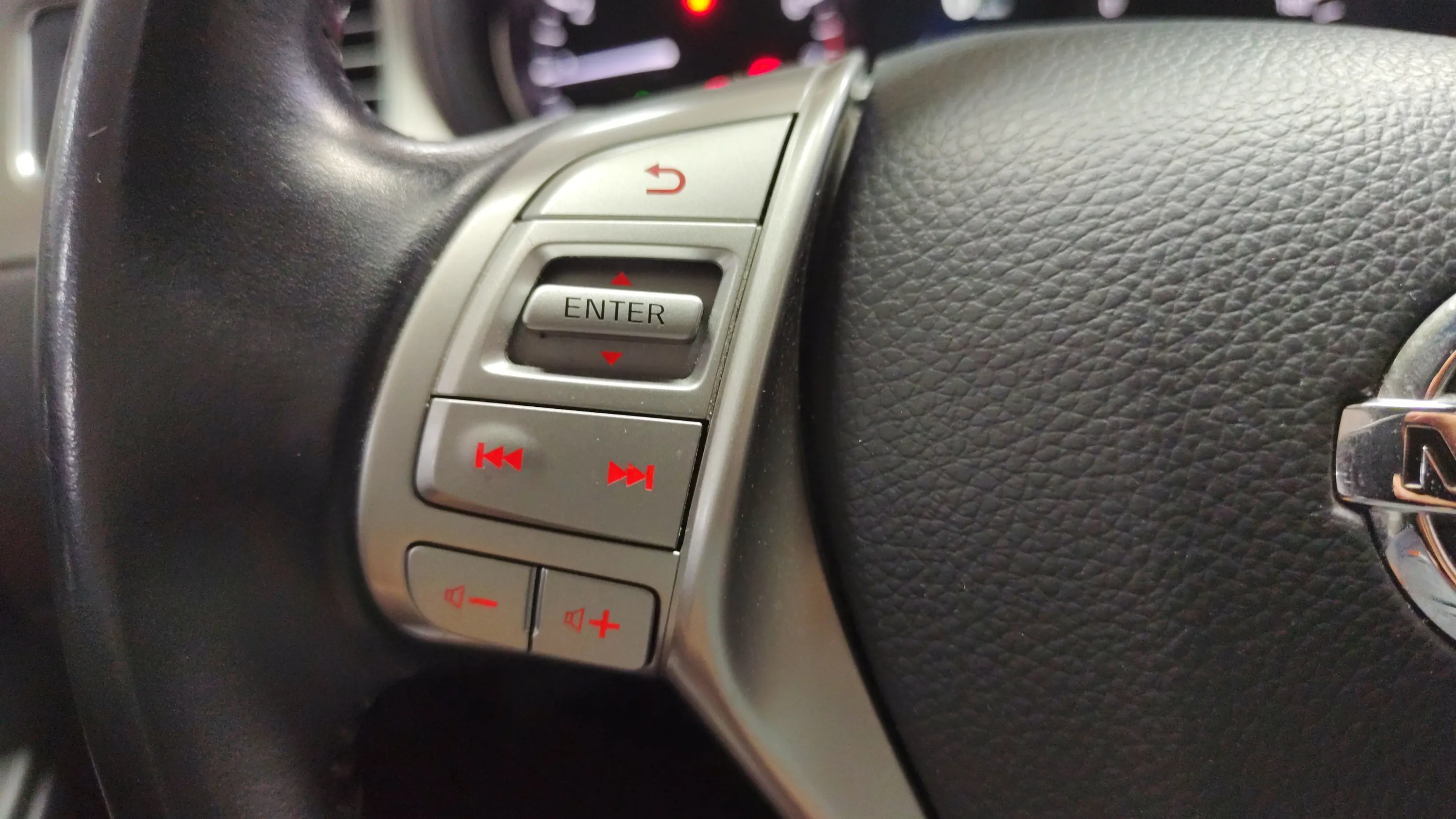 Nissan Pulsar N-Conecta - foto 17