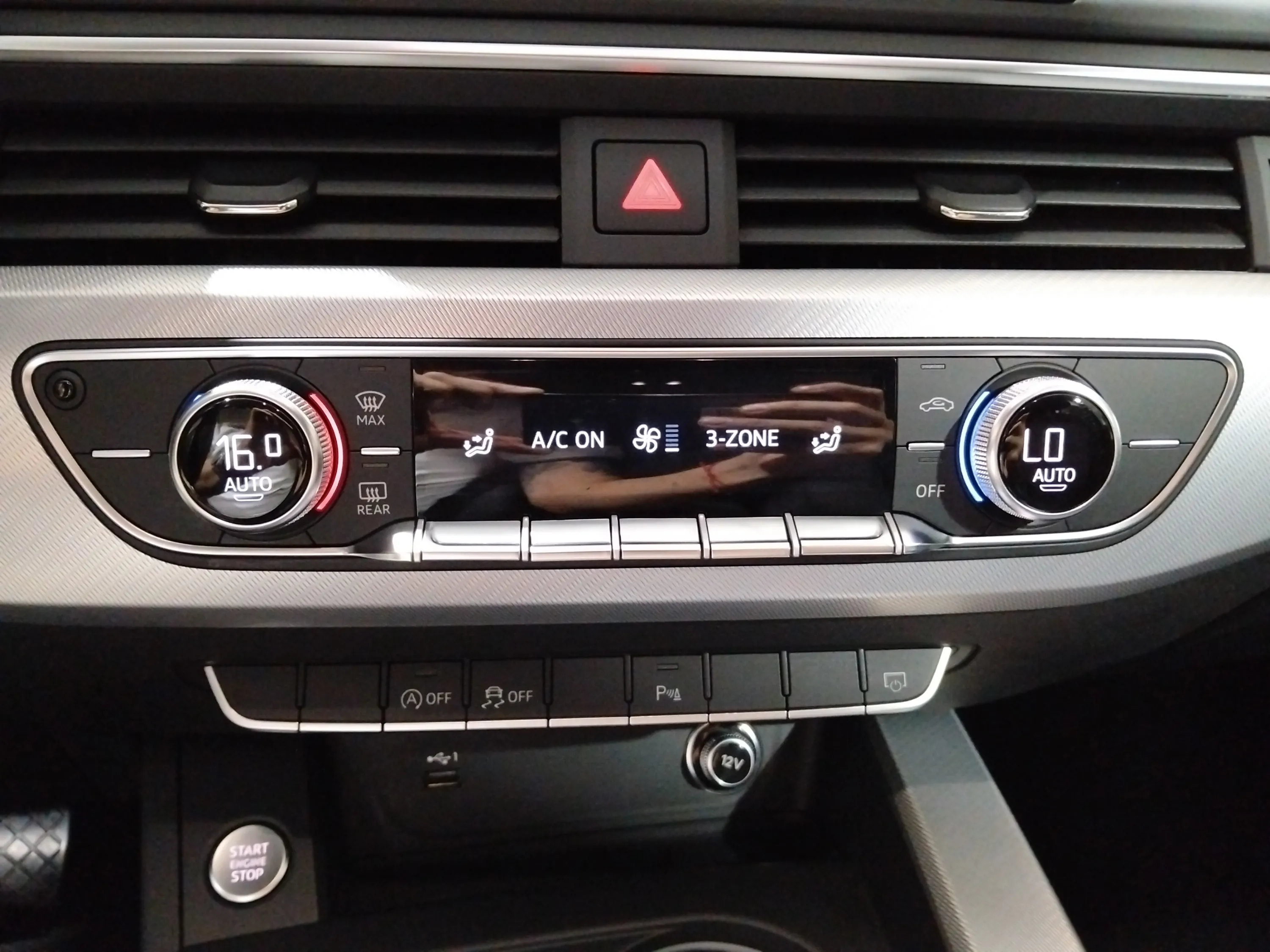 Audi A4 Avant Advanced 35 TFSI S tronic - foto 21