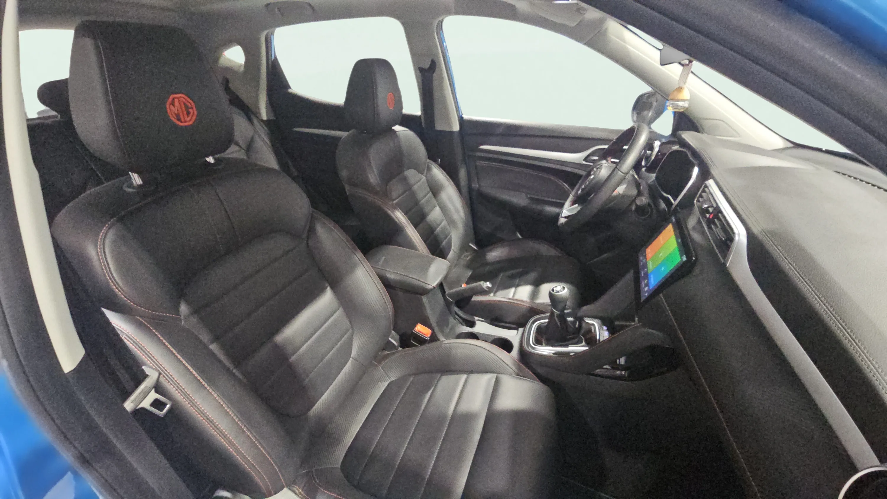 MG ZS 1.0T Luxury - foto 12