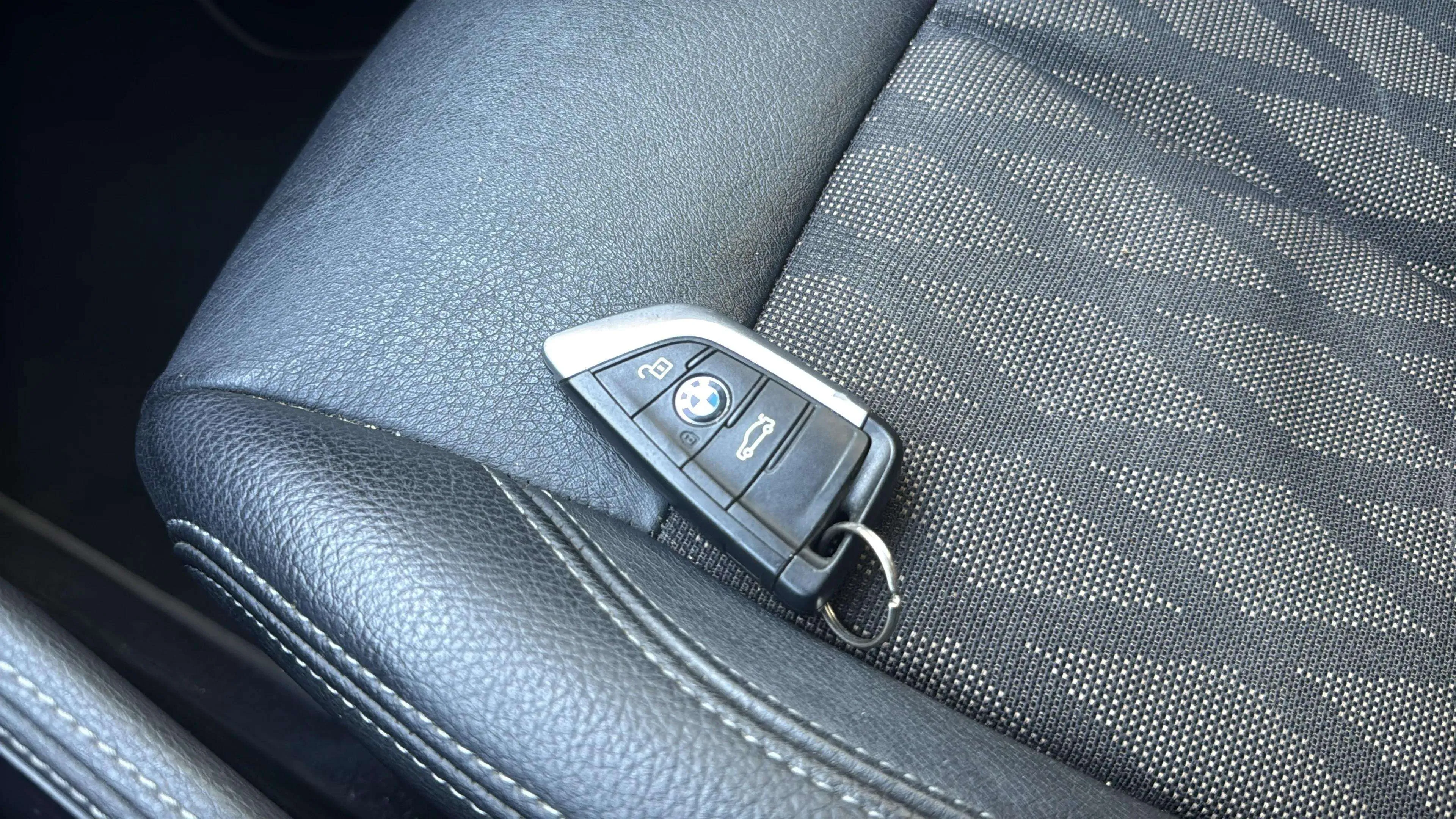 BMW X1 sDrive18d - foto 17