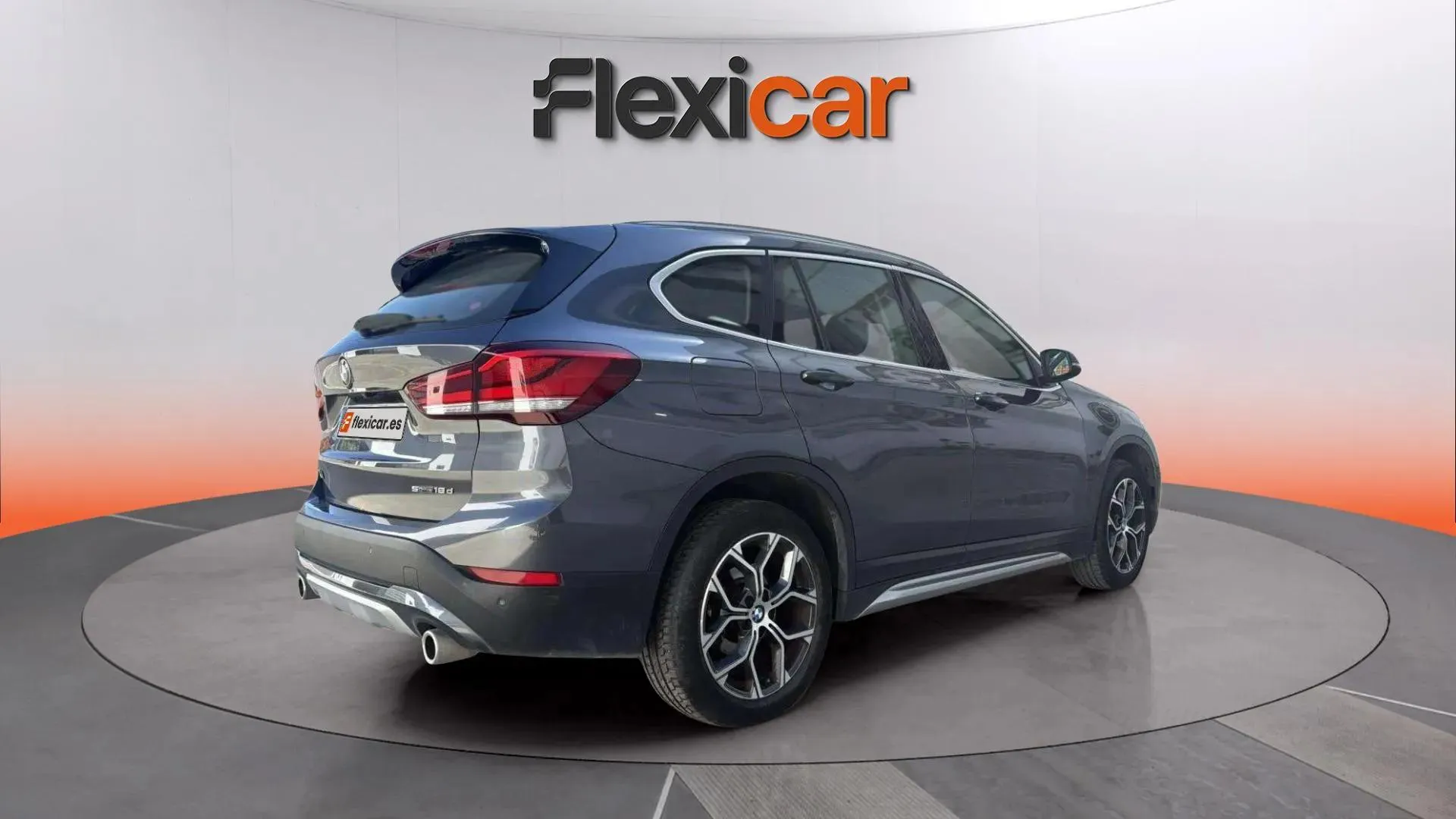 BMW X1 sDrive18d - foto 7