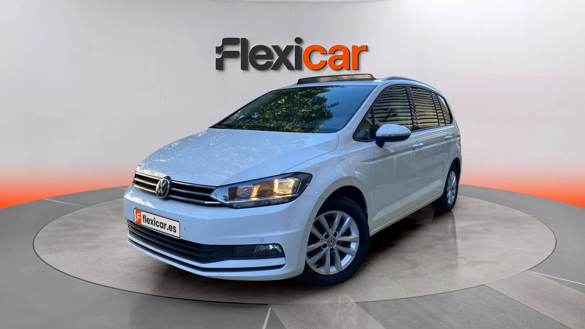 Volkswagen Touran Advance 1.6 TDI - foto 3