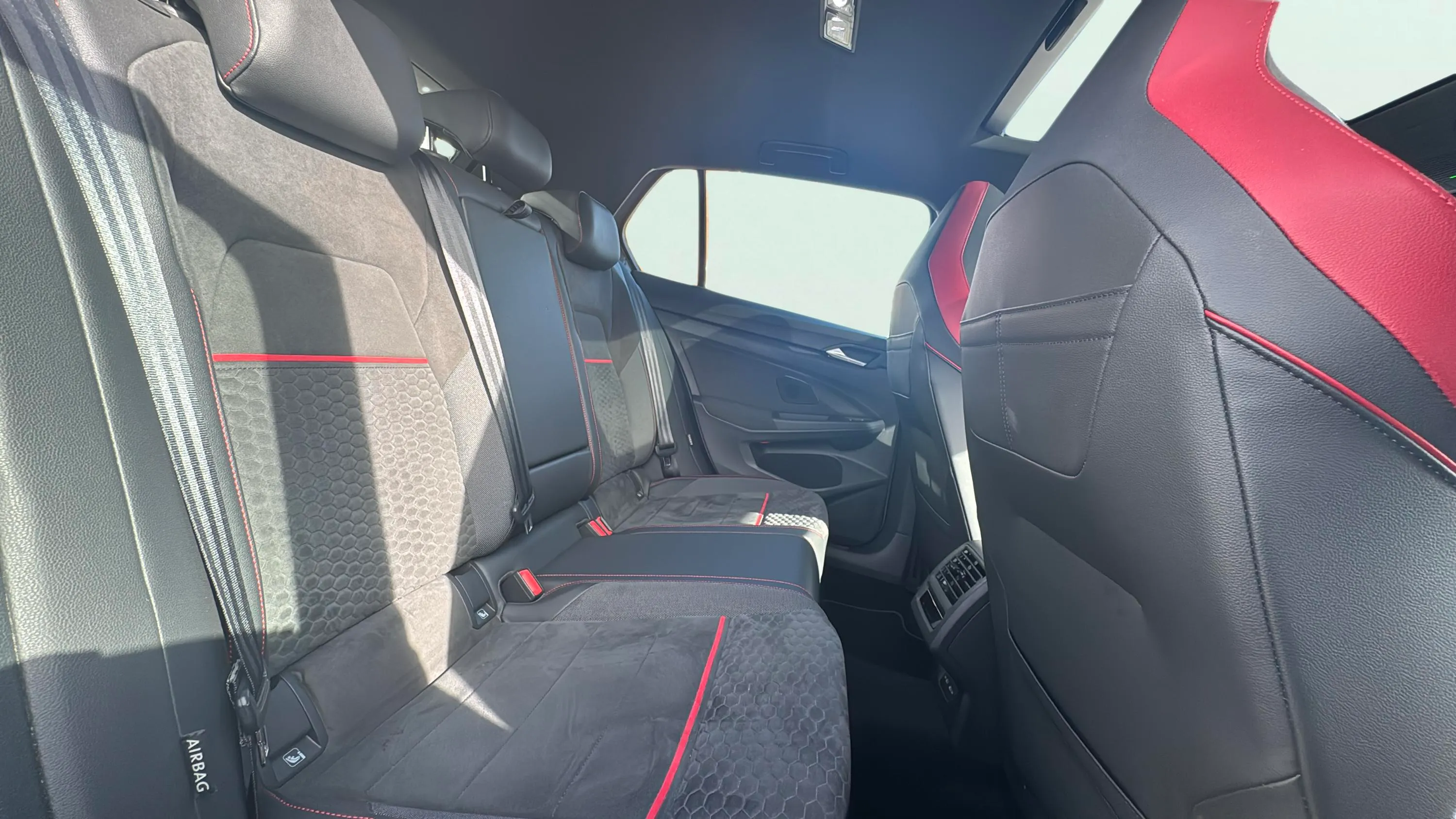 Volkswagen Golf GTI Clubsport 2.0 TSI DSG - foto 15