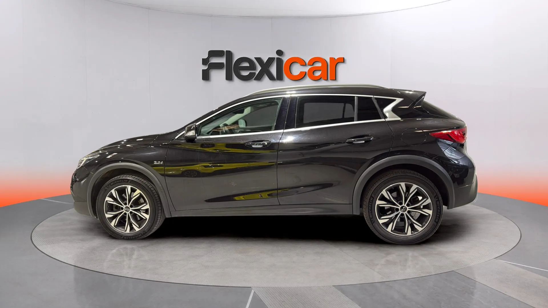 Infiniti QX30 2.2D Premium 7DCT AWD - foto 4