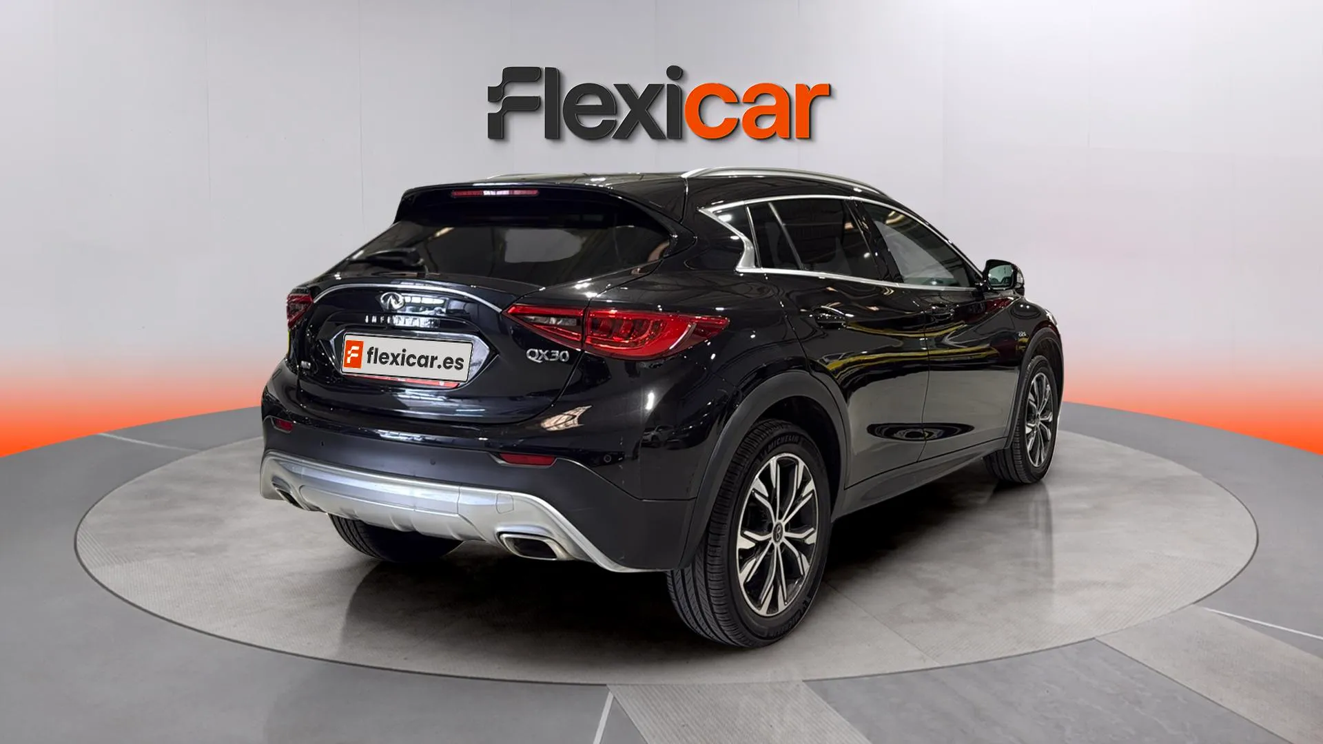 Infiniti QX30 2.2D Premium 7DCT AWD - foto 7
