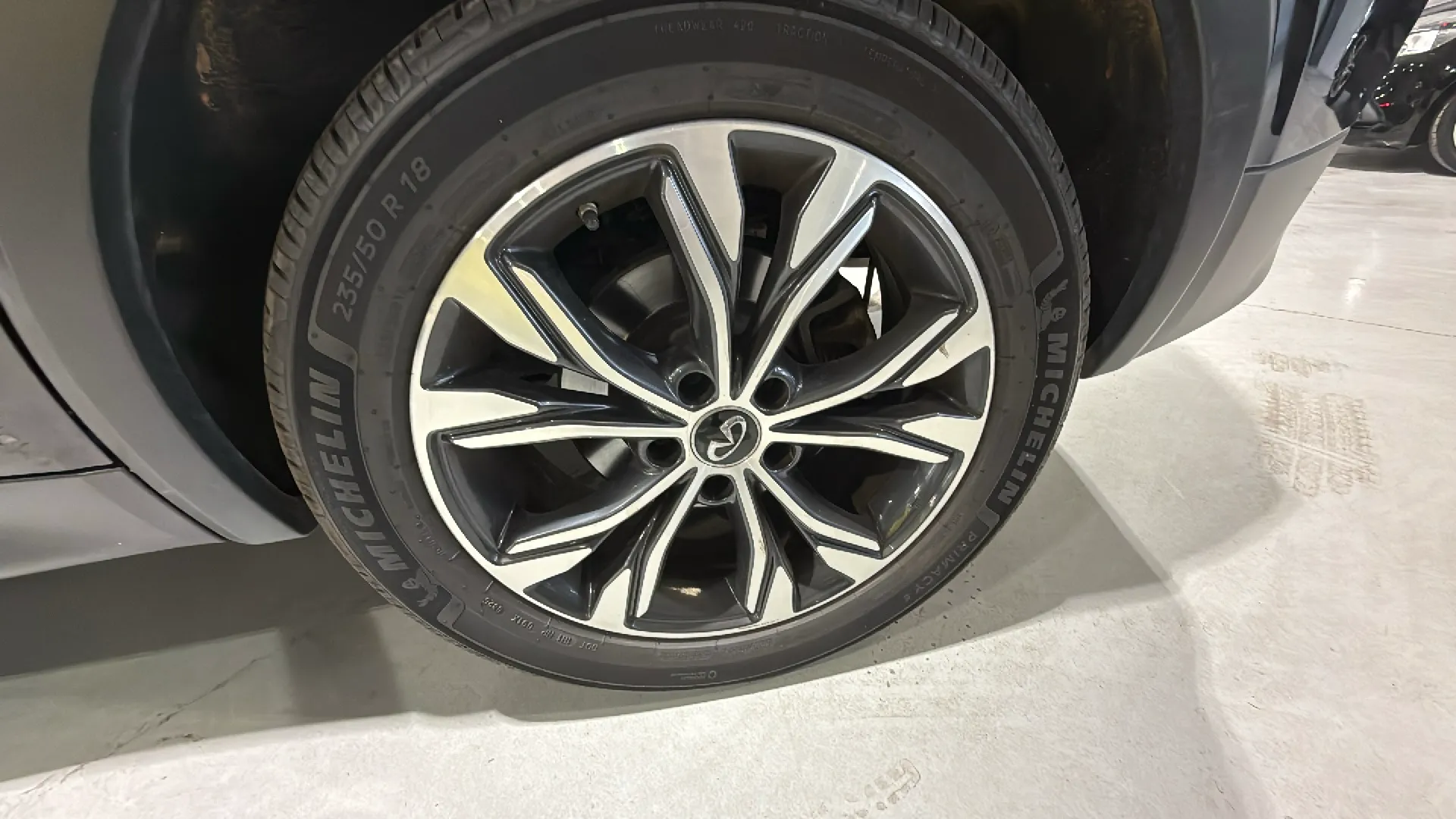 Infiniti QX30 2.2D Premium 7DCT AWD - foto 19