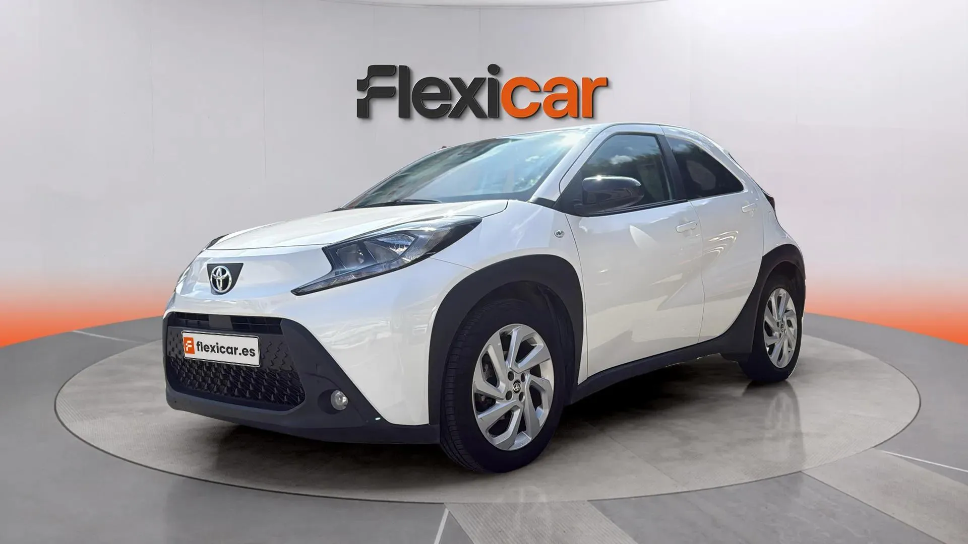 Toyota Aygo X 1.0 VVT-I Play - foto 3