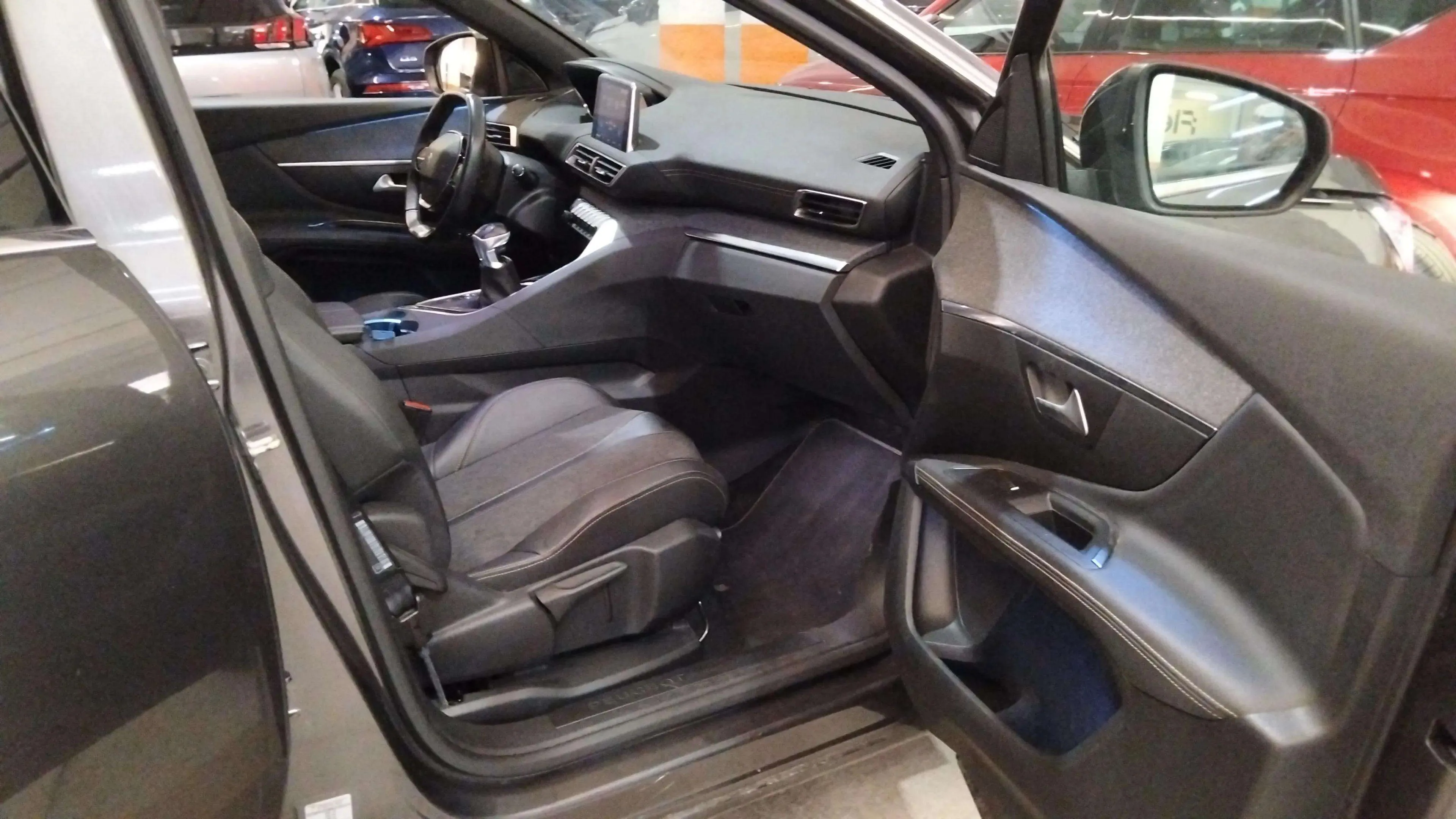 Peugeot 3008 1.2 PureTech GT - foto 11