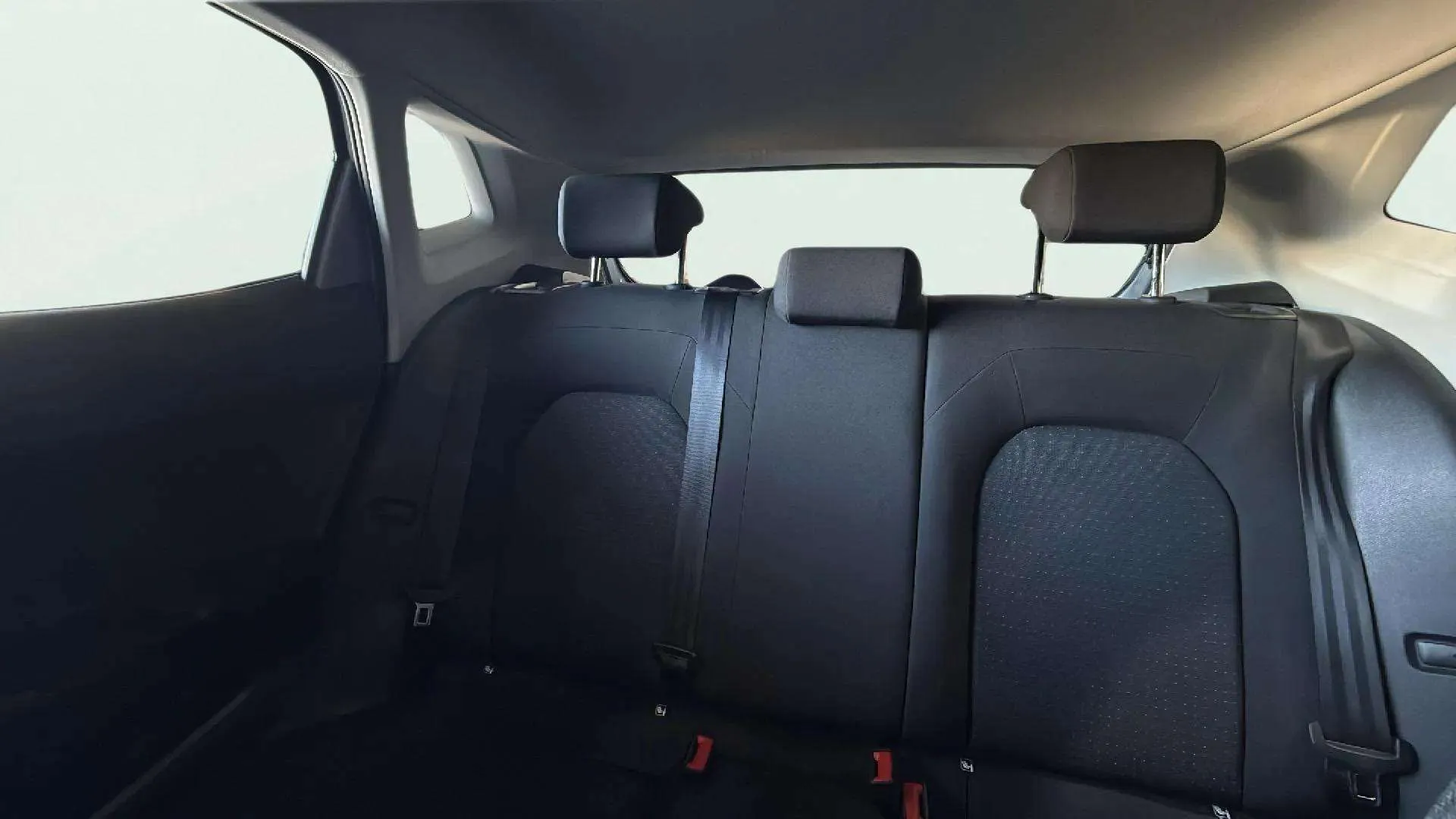 SEAT Ibiza 1.0 MPI Reference - foto 13