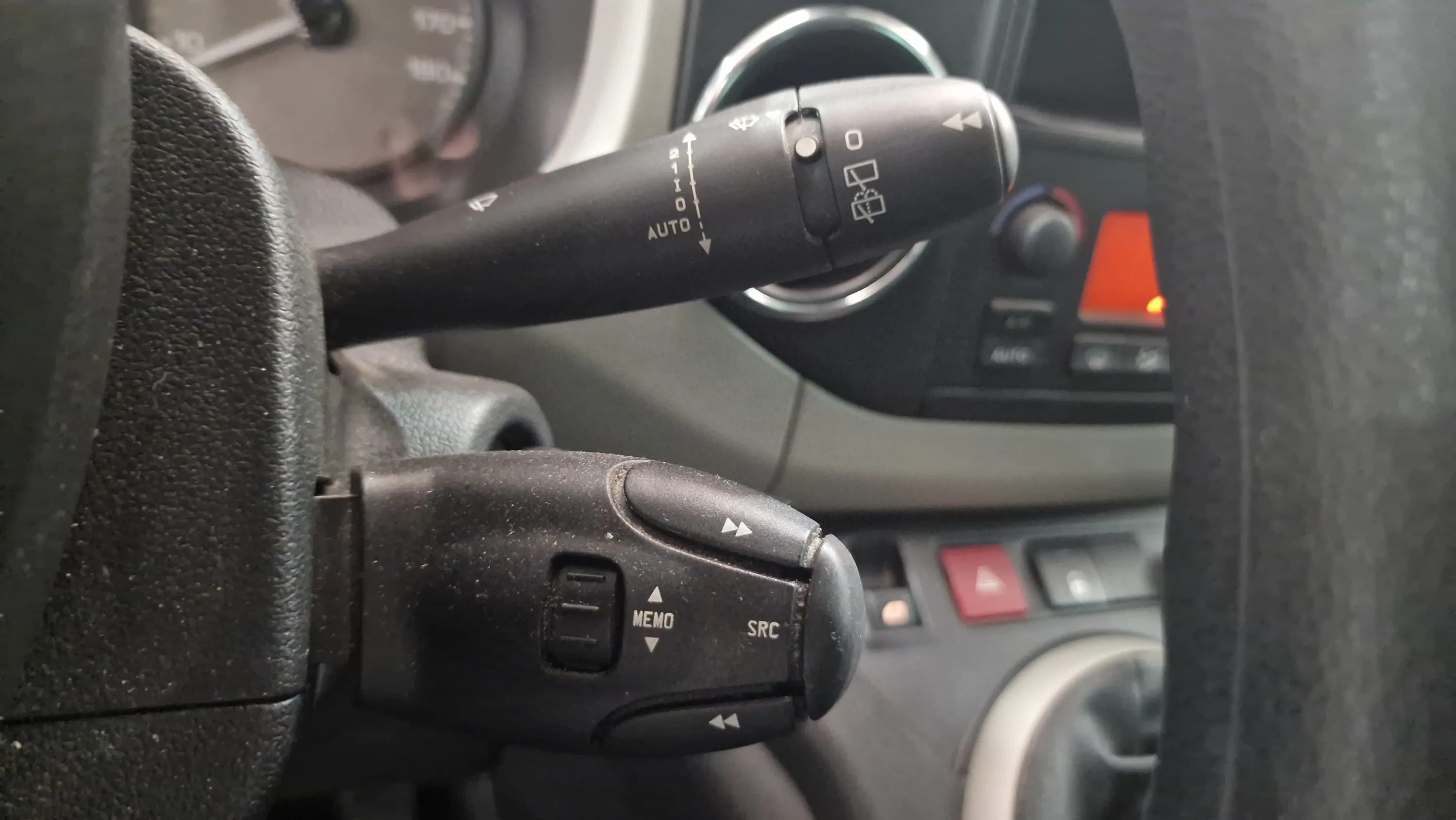 Citroën Berlingo 1.6 e-HDi 90 Seduction - foto 18