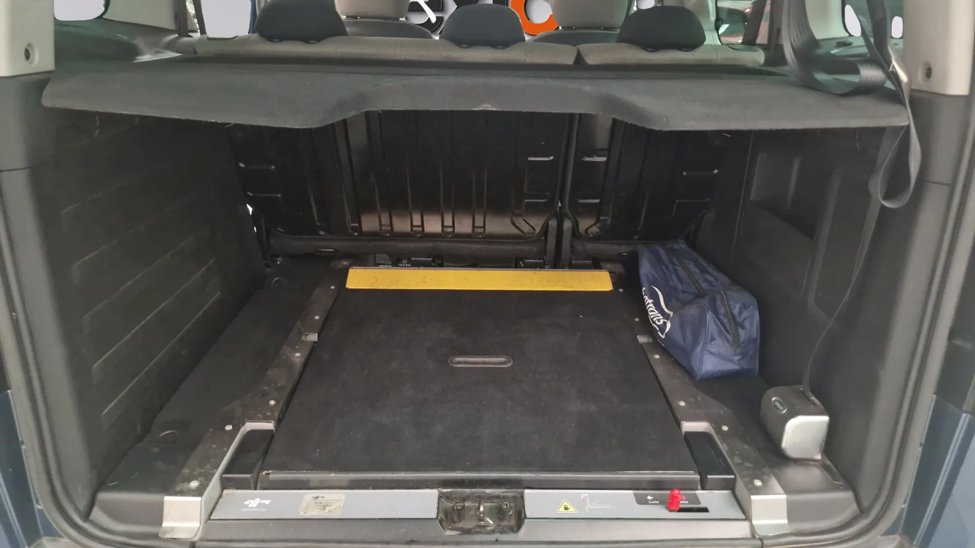 Citroën Berlingo 1.6 e-HDi 90 Seduction - foto 9
