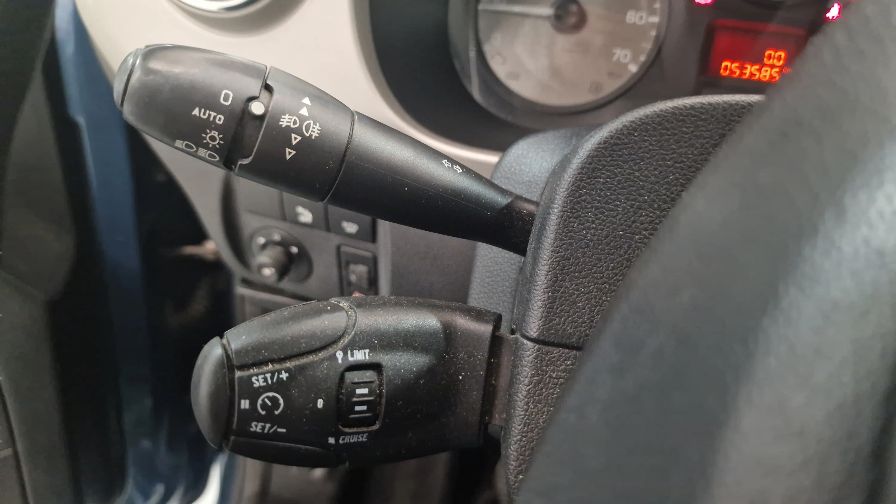 Citroën Berlingo 1.6 e-HDi 90 Seduction - foto 17
