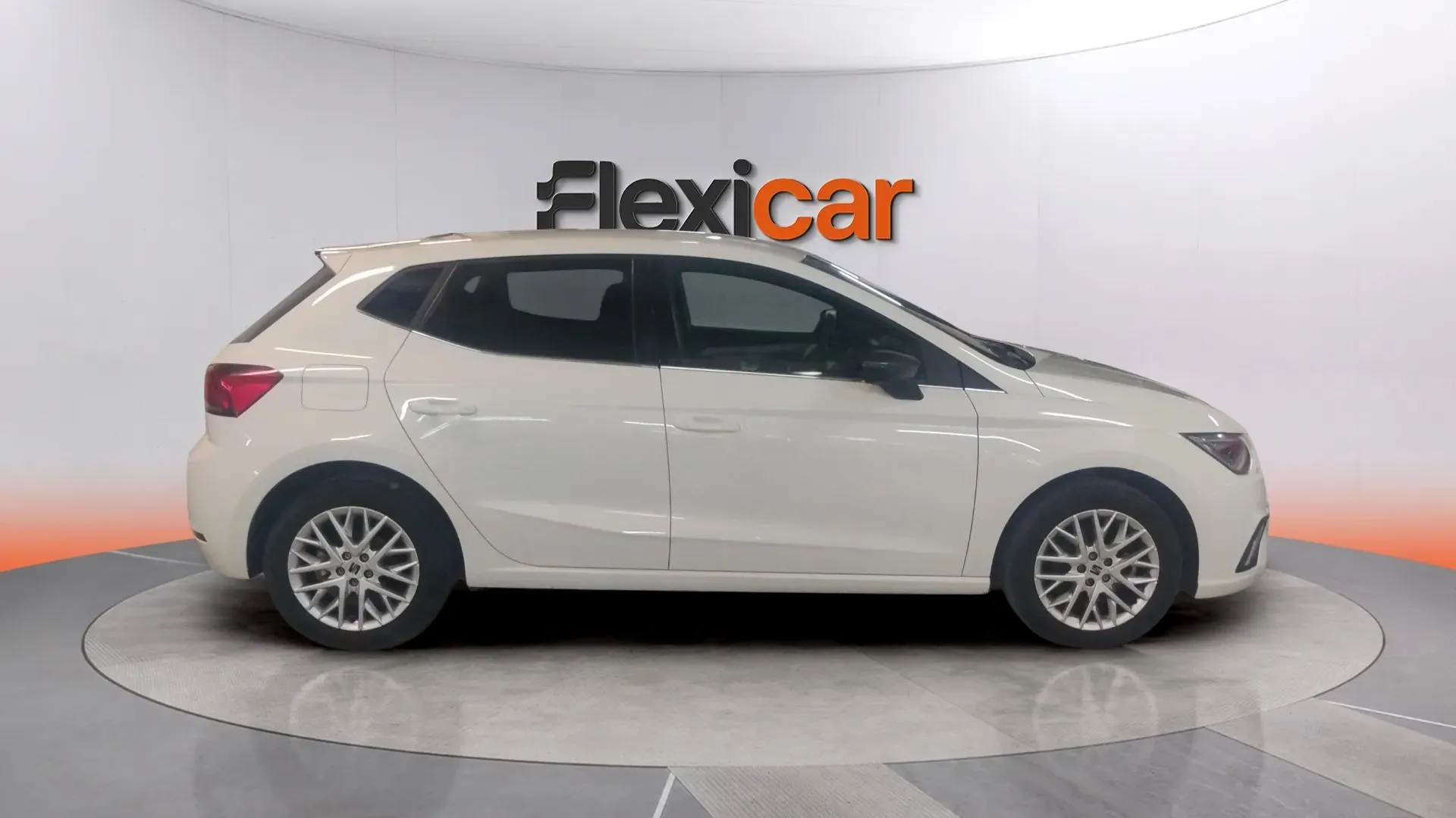 SEAT Ibiza 1.0 TSI Xcellence - foto 3