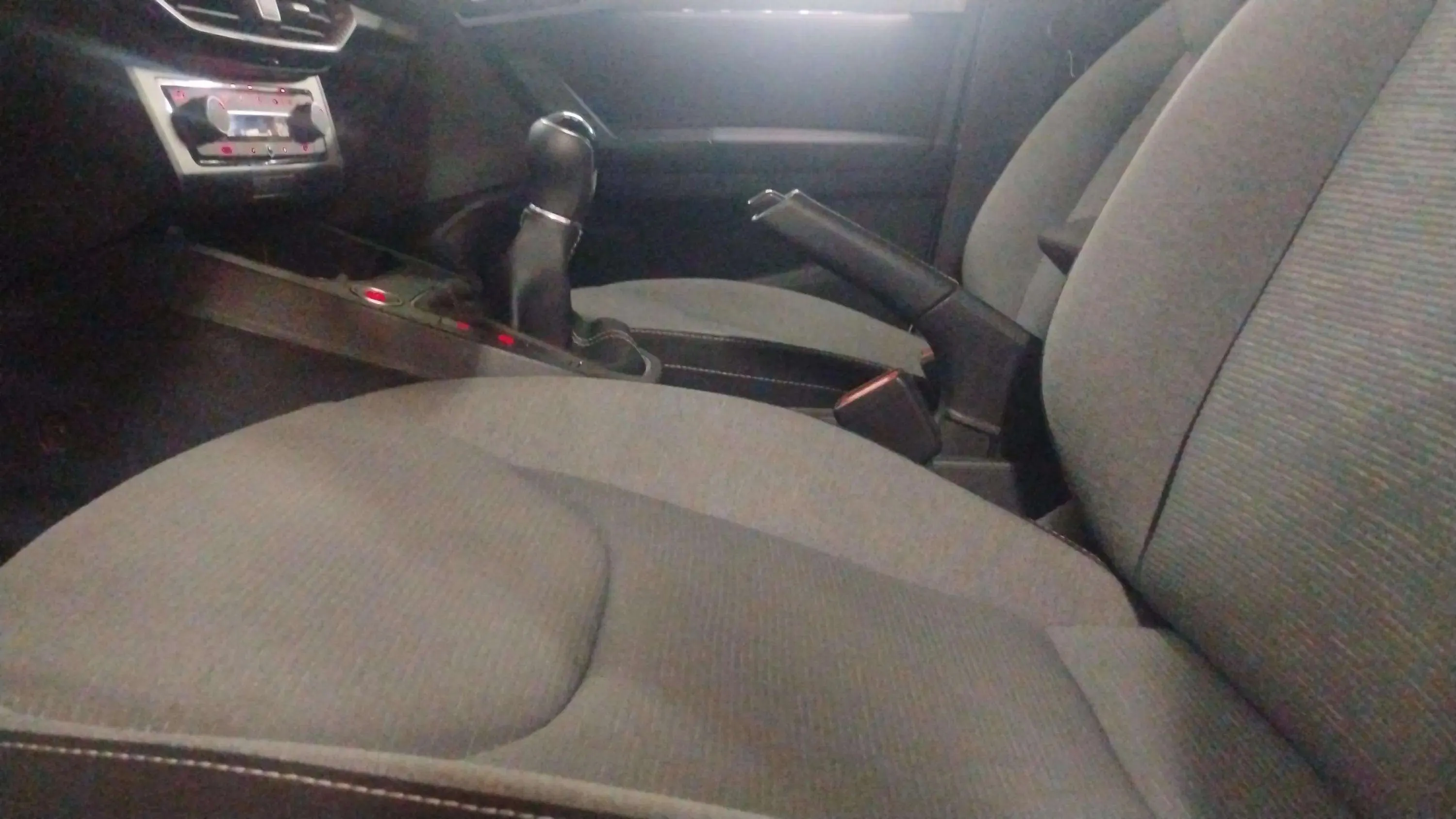 SEAT Ibiza 1.0 TSI Xcellence - foto 7