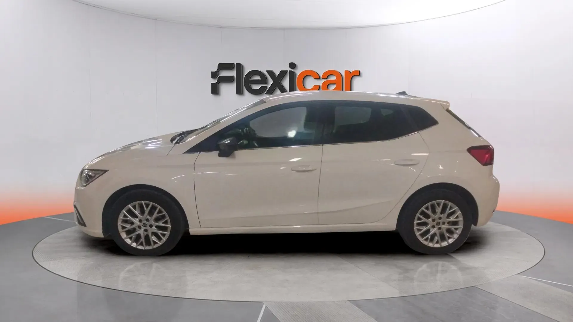 SEAT Ibiza 1.0 TSI Xcellence - foto 4