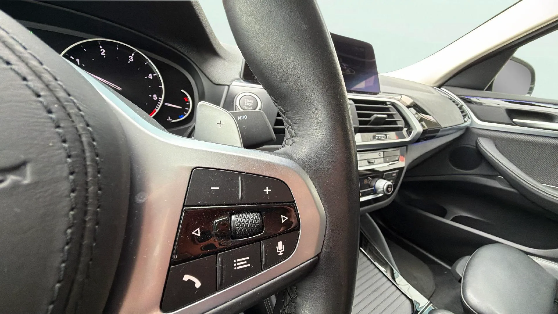 BMW X4 xDrive20d - foto 17