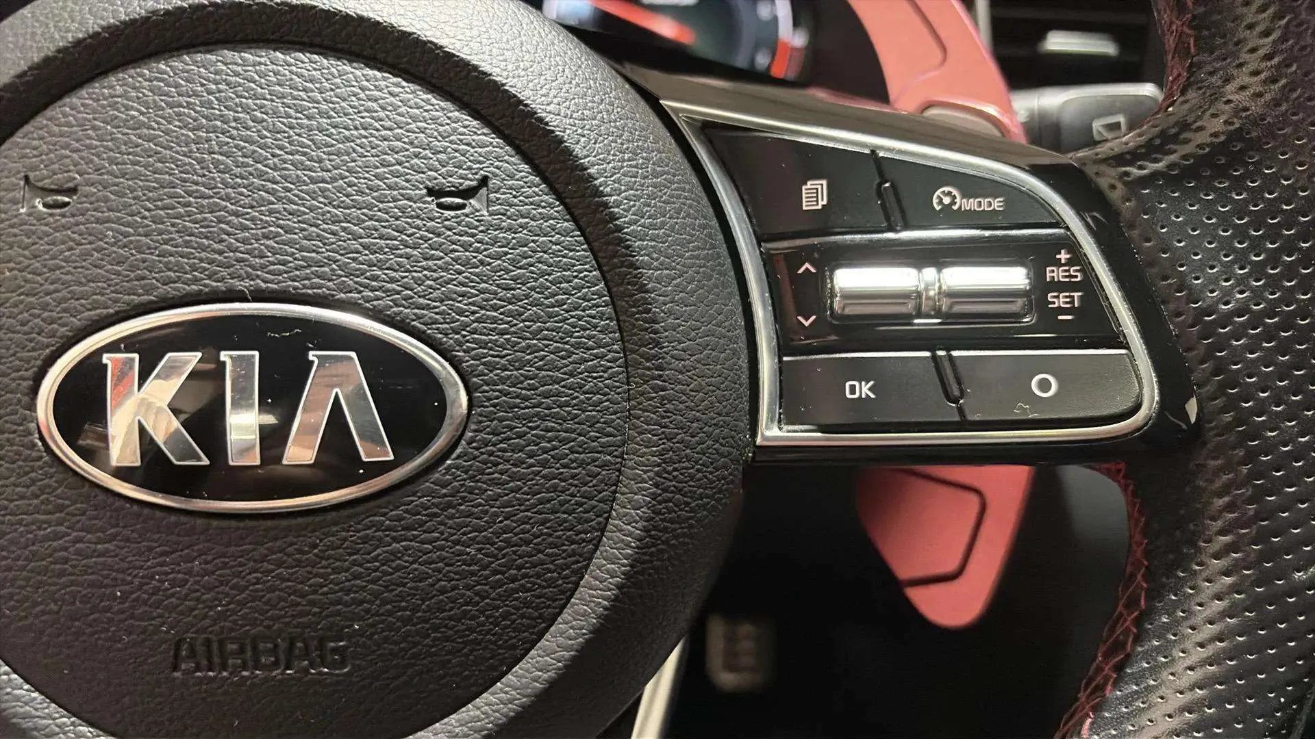 Kia Ceed 1.6 T-GDi GT DCT - foto 19