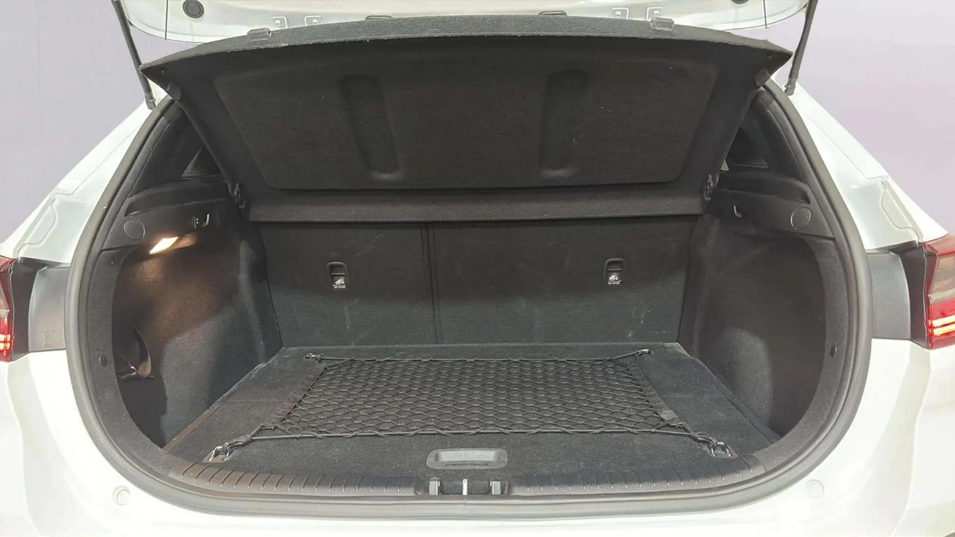 Kia Ceed 1.6 T-GDi GT DCT - foto 27