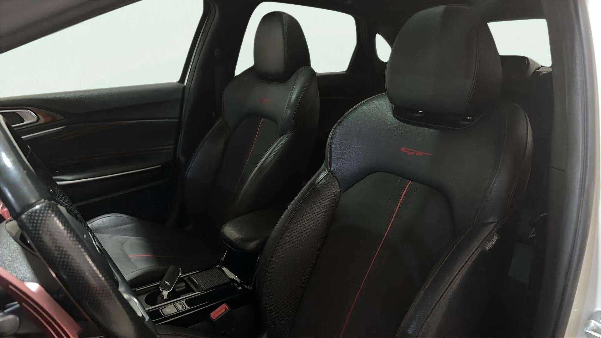 Kia Ceed 1.6 T-GDi GT DCT - foto 25