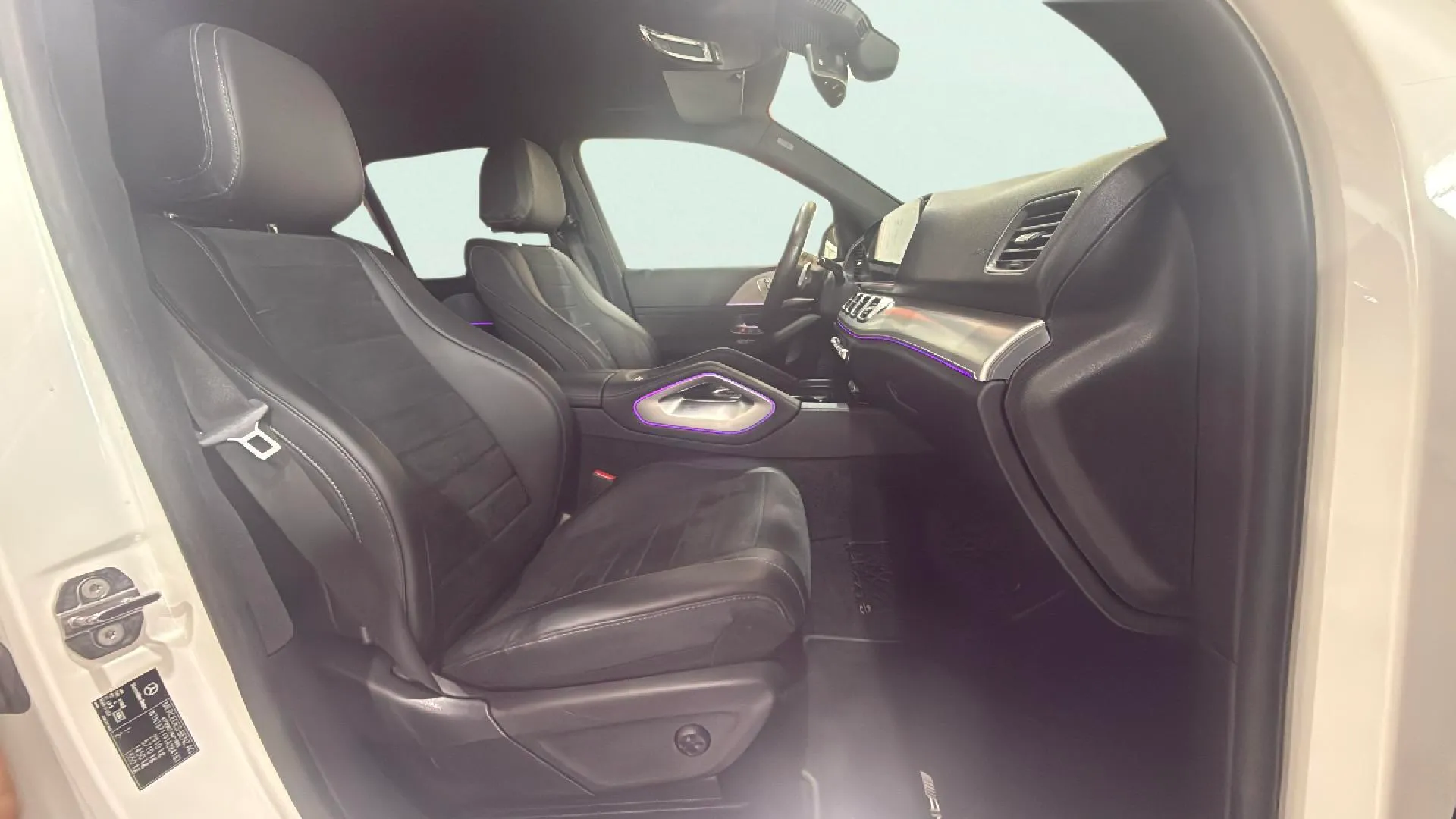 Mercedes-Benz GLE 300 d 4MATIC - foto 13