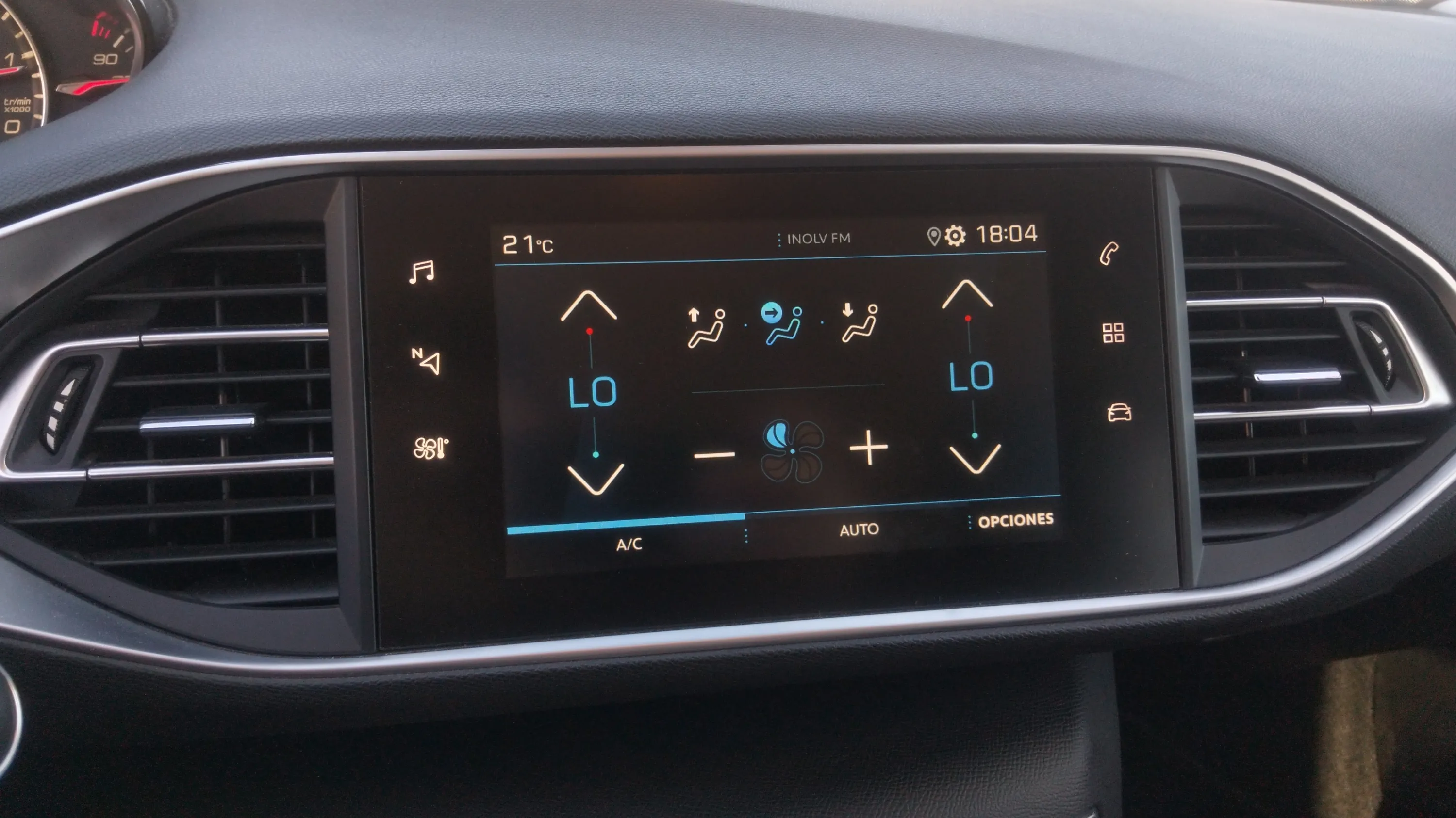 Peugeot 308 Style BlueHDi - foto 18