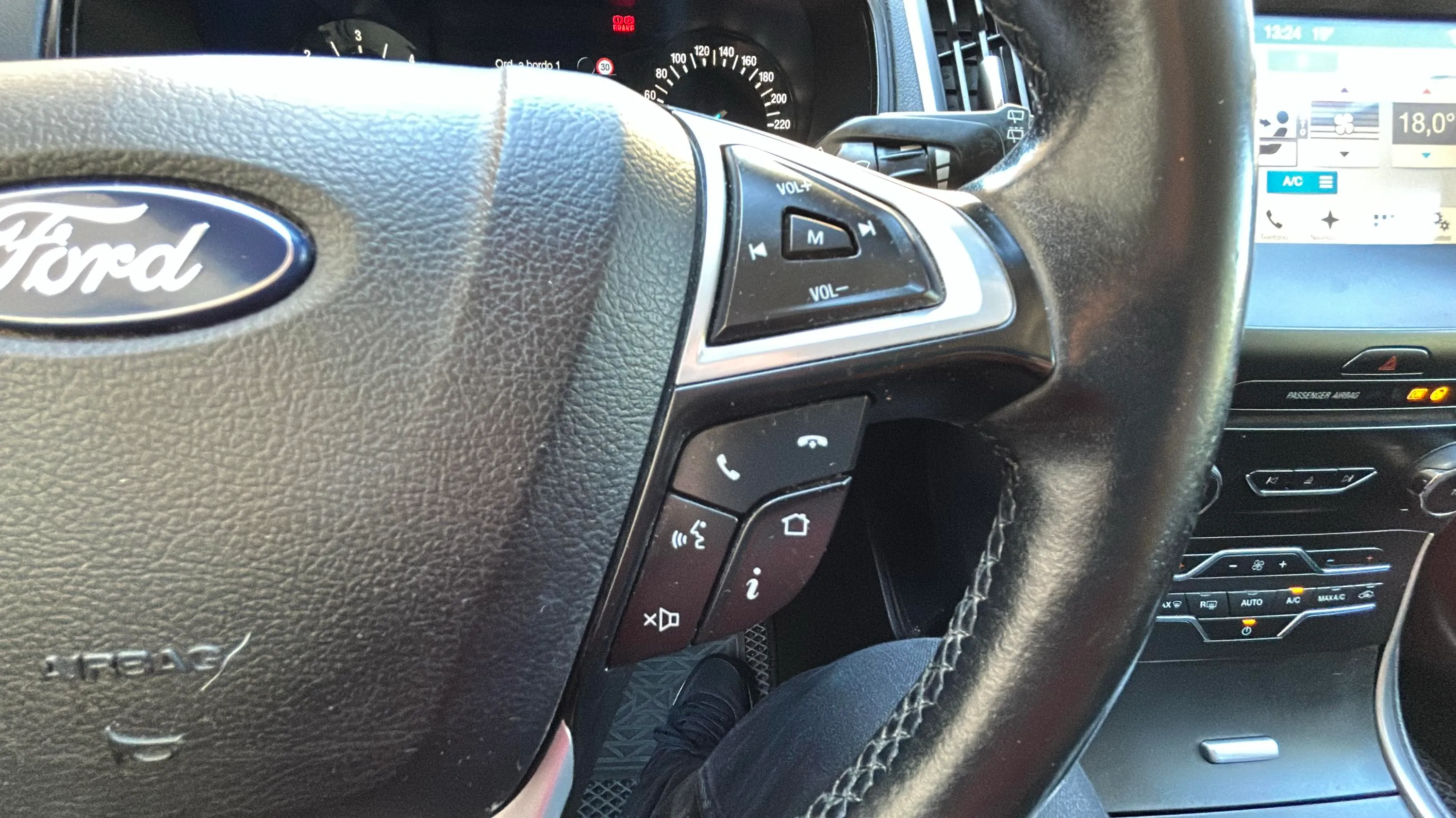 Ford S-Max 2.0 TDCi Trend - foto 20