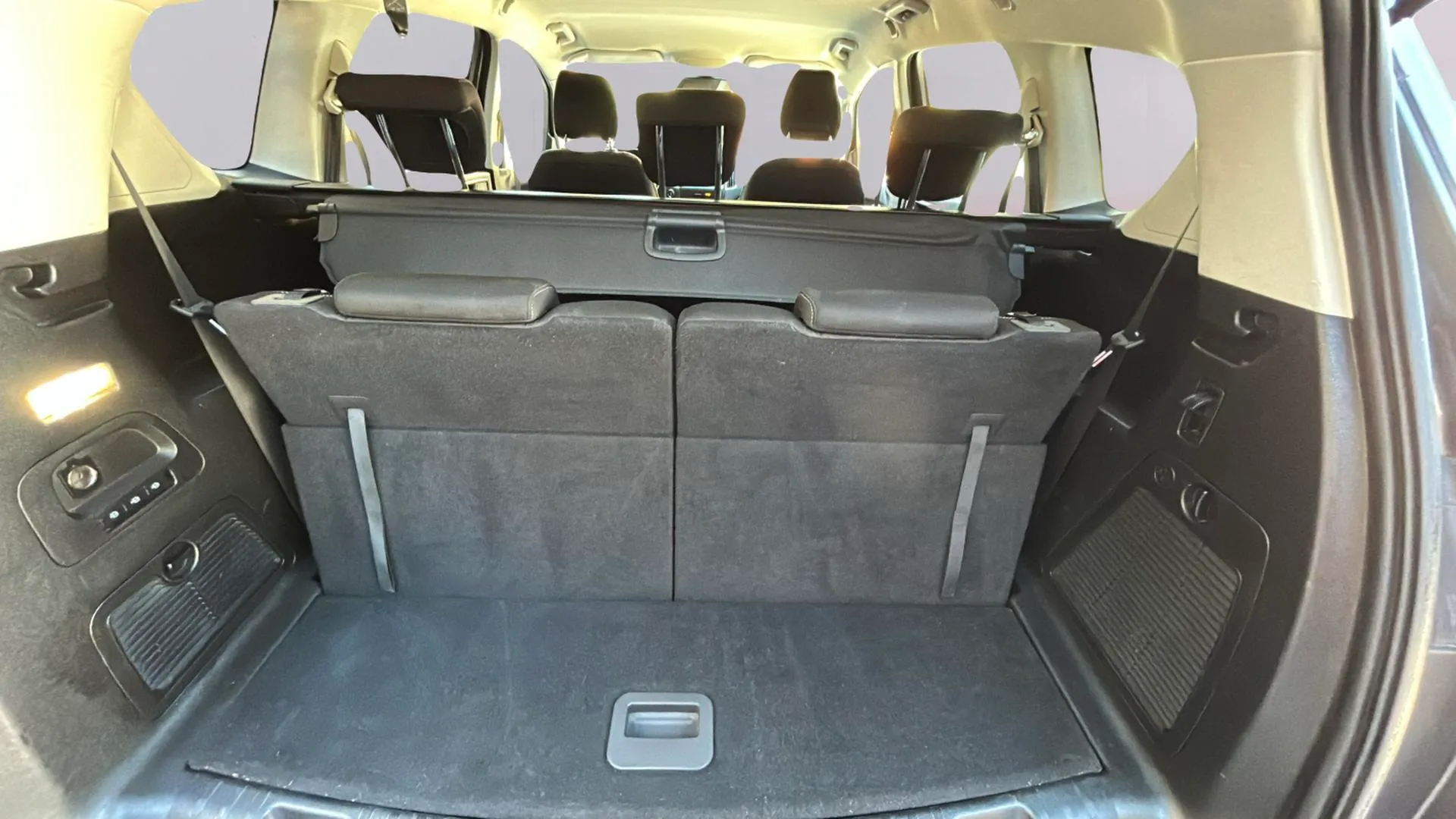 Ford S-Max 2.0 TDCi Trend - foto 16