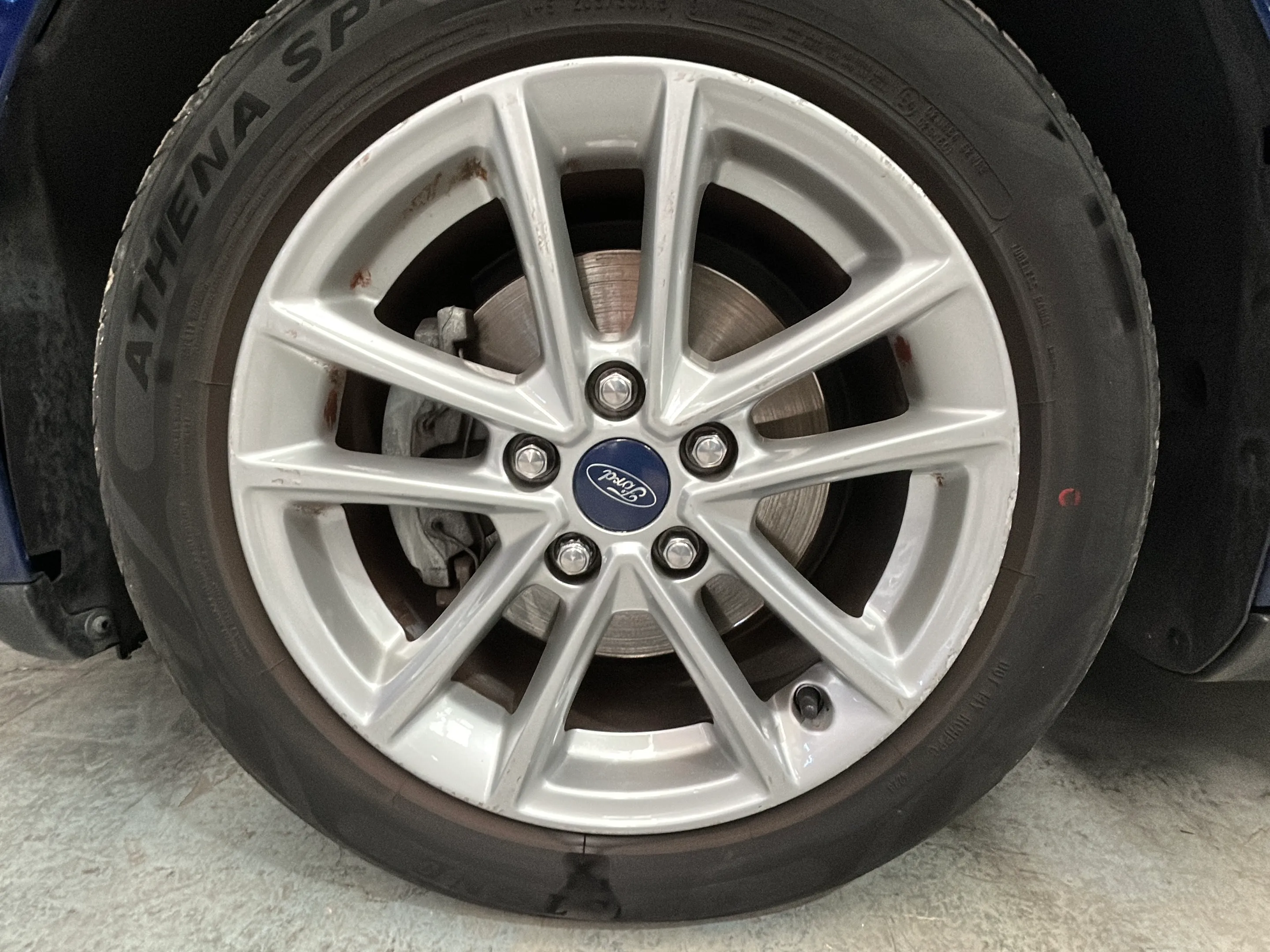 Ford Focus 1.0 EcoBoost Trend Edition - foto 23