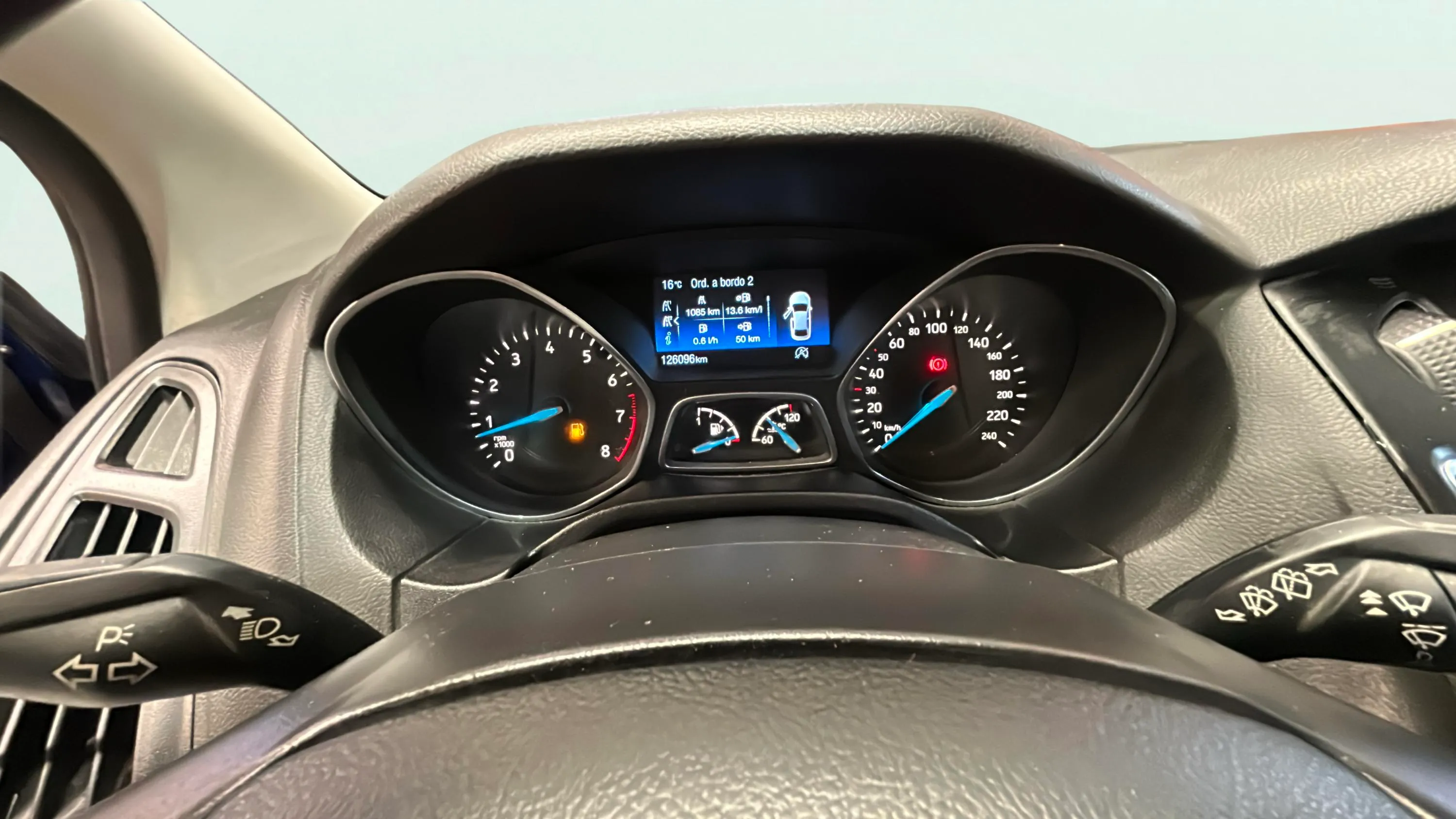 Ford Focus 1.0 EcoBoost Trend Edition - foto 12