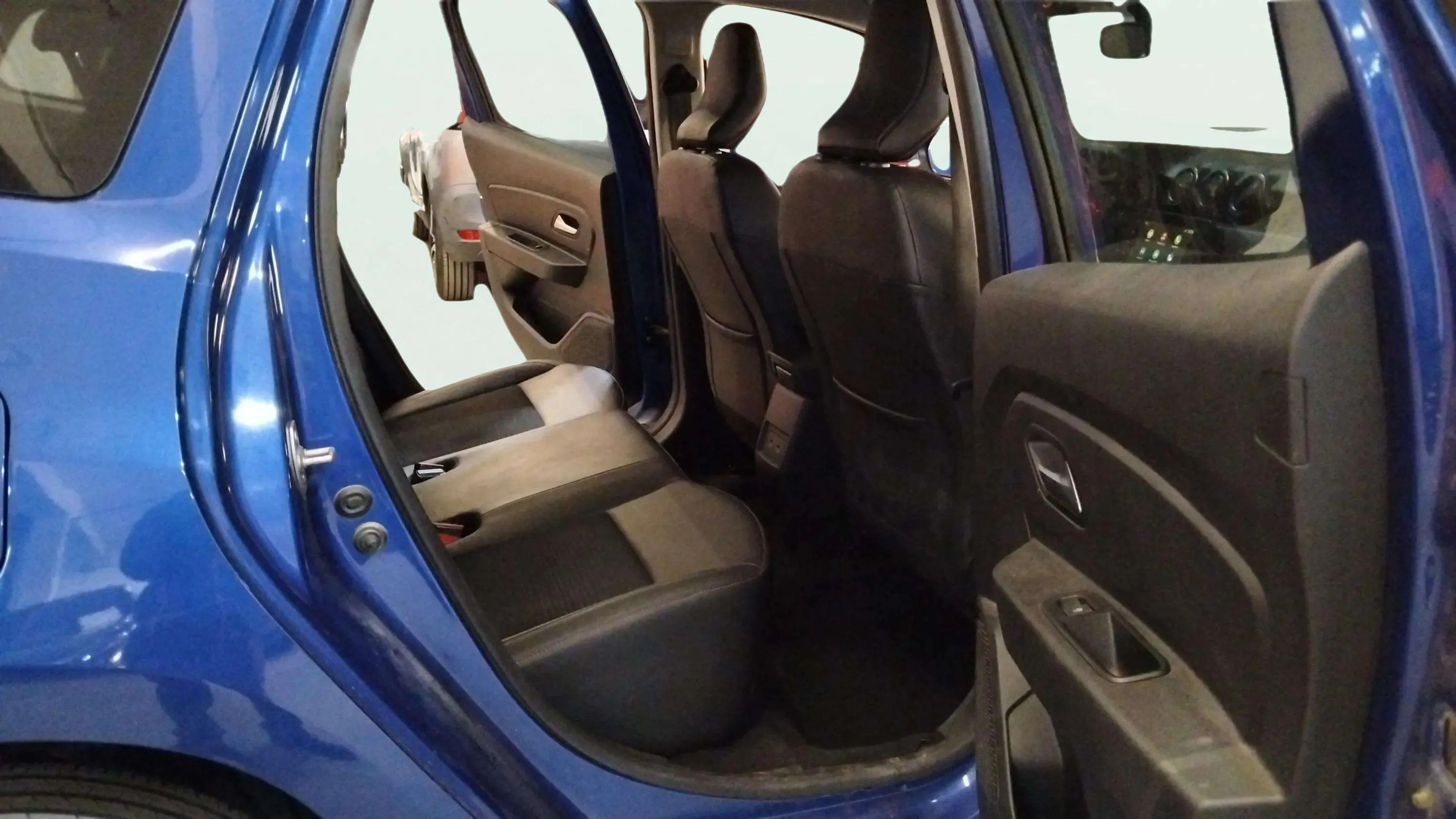 Dacia Duster Extreme TCe 4x2 EDC - foto 11