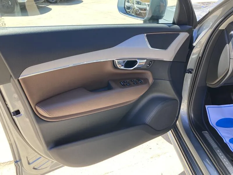 Volvo XC90 2.0 B5 D5 AWD Business Plus - foto 11