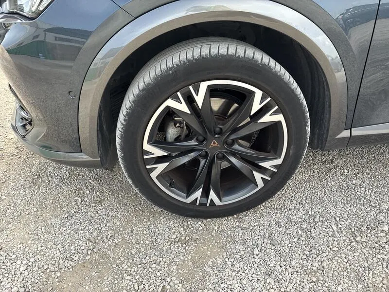 Cupra Formentor 1.5 - foto 13