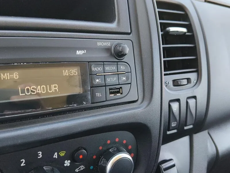 Renault Trafic BluedCi - foto 14