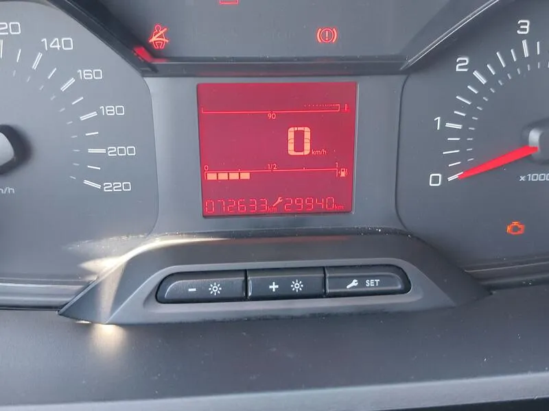 Peugeot Partner Standard BlueHDi - foto 17