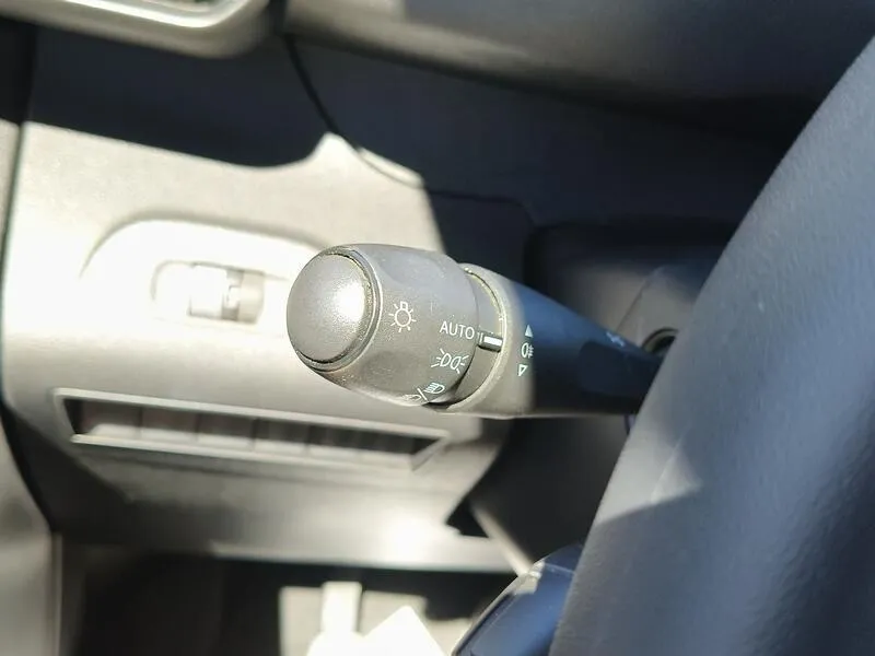Peugeot Partner Standard BlueHDi - foto 24