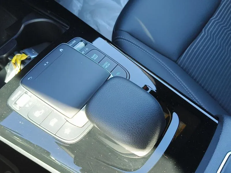 Mercedes-Benz Clase A 180 d - foto 13