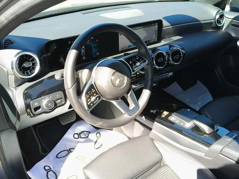 Mercedes-Benz Clase A 180 d - foto 10