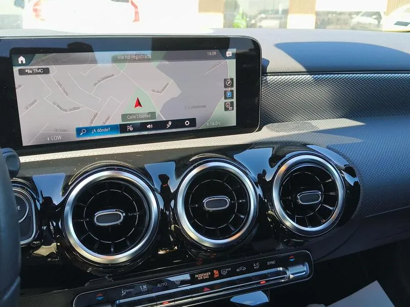 Mercedes-Benz Clase A 180 d - foto 11