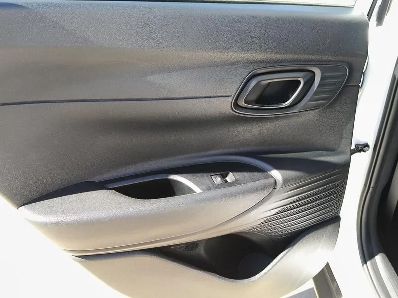 Hyundai Bayon 1.0 T-GDi 48V Maxx - foto 35