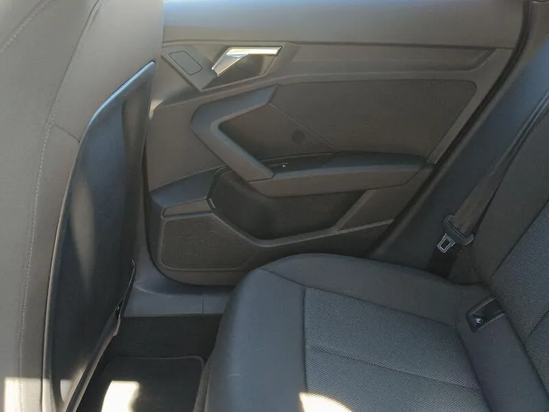 Audi A3 Sportback Advanced 30 TFSI - foto 30