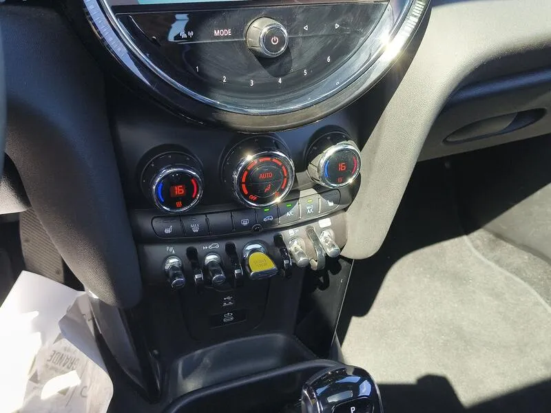 MINI Cooper SE - foto 12