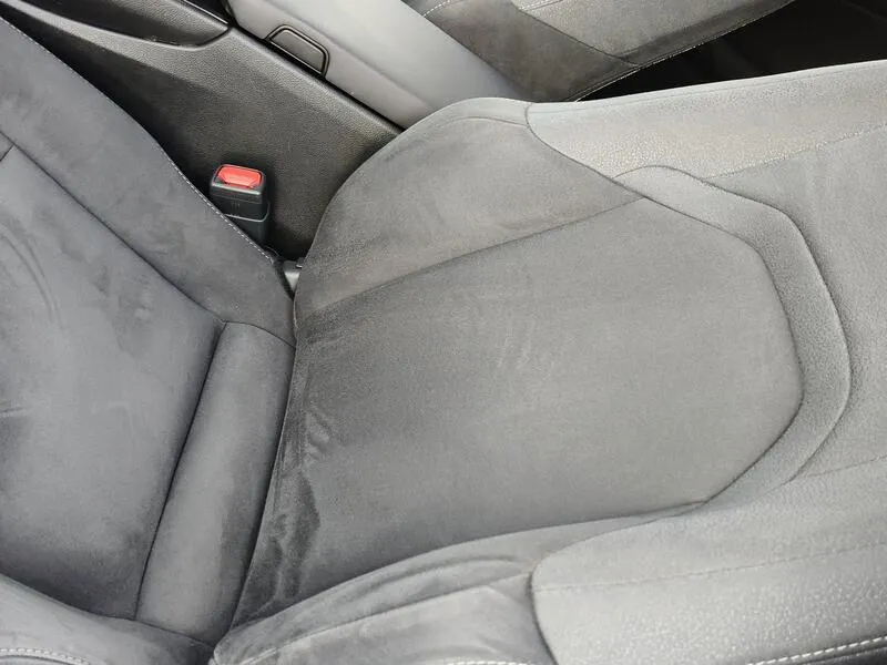 Lexus UX 2.0 250h Premium - foto 28
