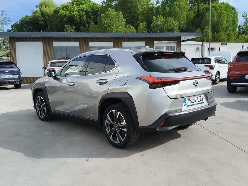 Lexus UX 2.0 250h Premium - foto 4