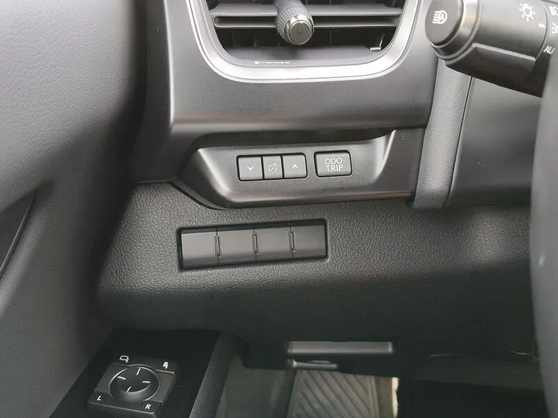 Lexus UX 2.0 250h Premium - foto 25