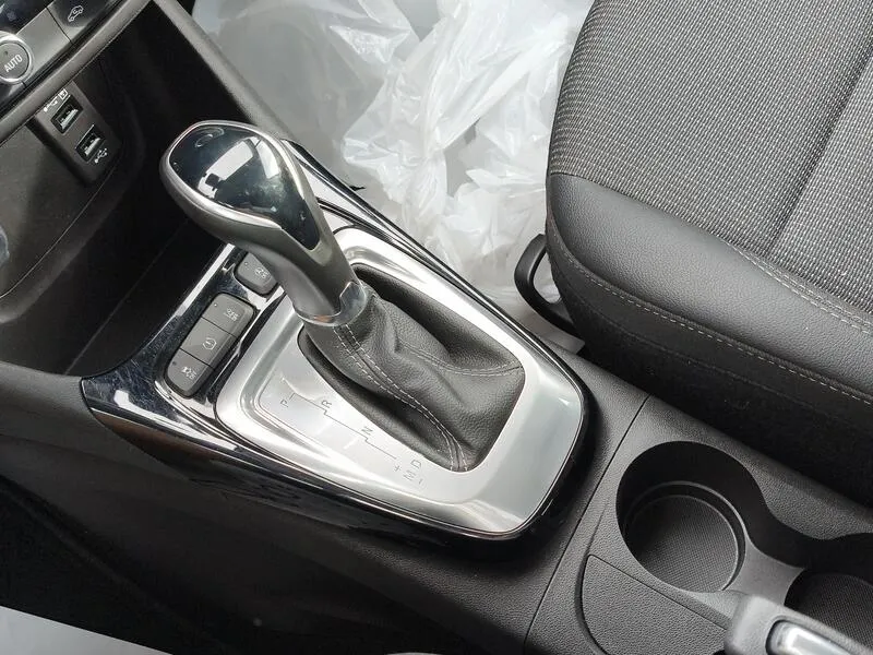 Opel Crossland 1.2 Elegance Pack - foto 13